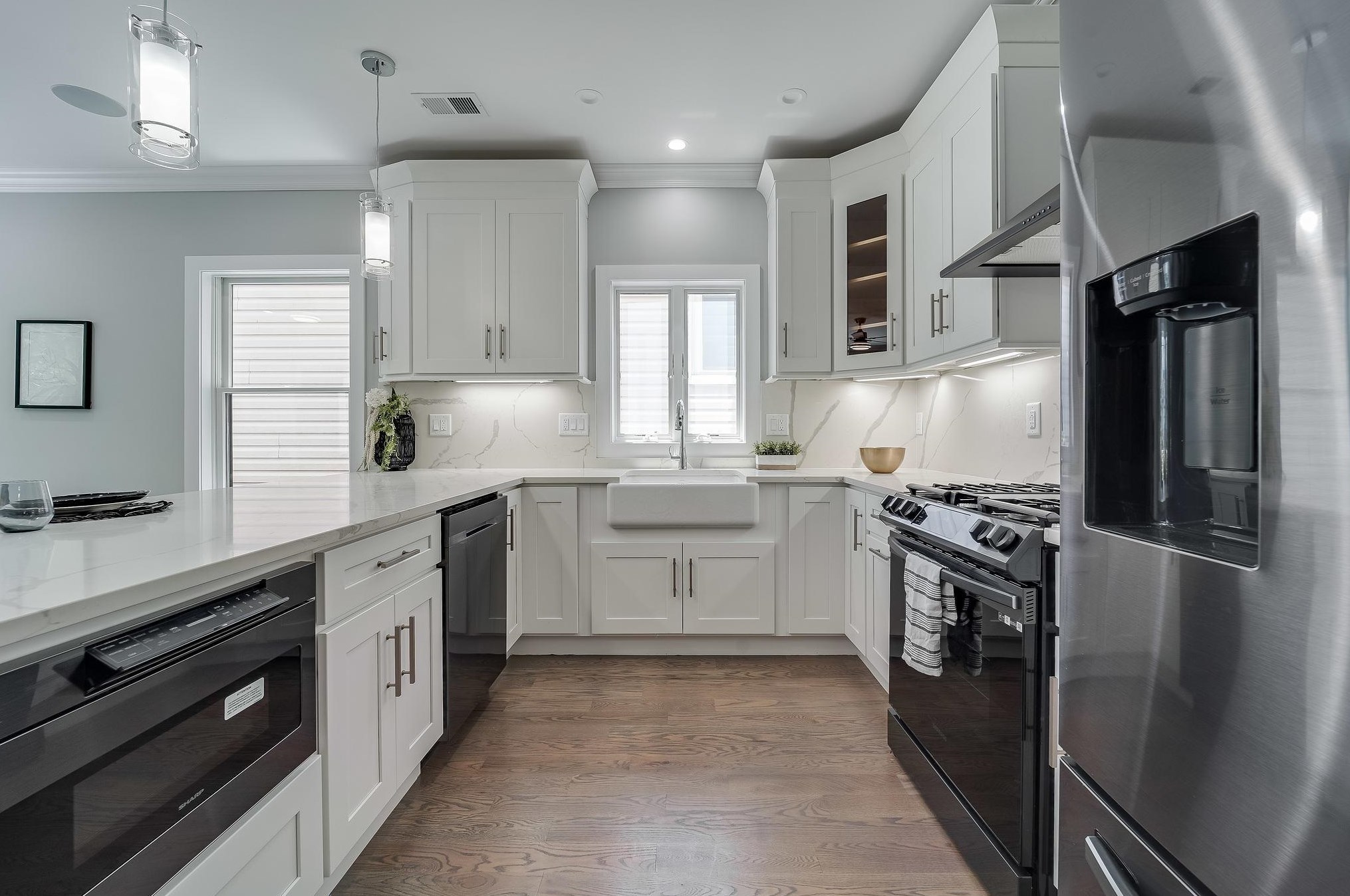 273 Columbia Ave, Jersey City, NJ 07307-3903