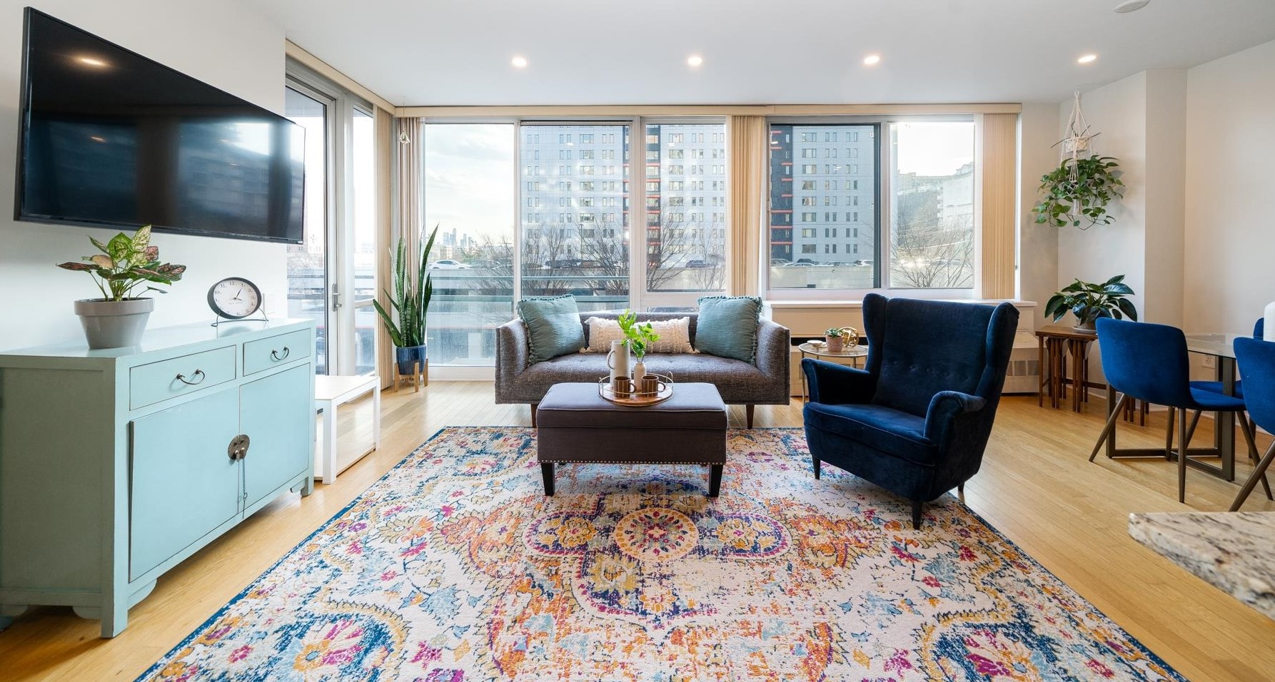306 Hudson Park #306, Edgewater, NJ 07020