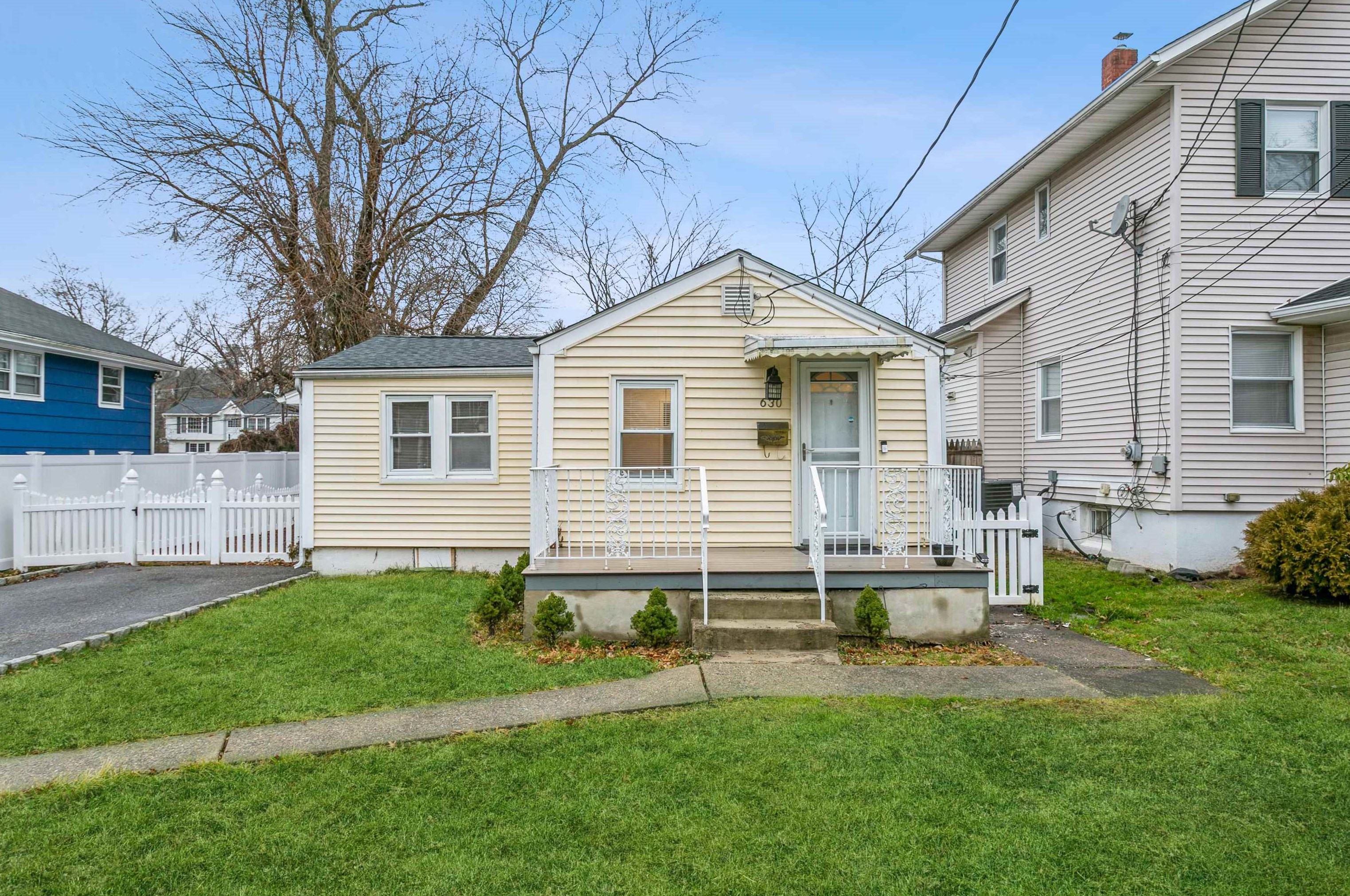 630 Harvard St #1, N Milford, NJ 07646