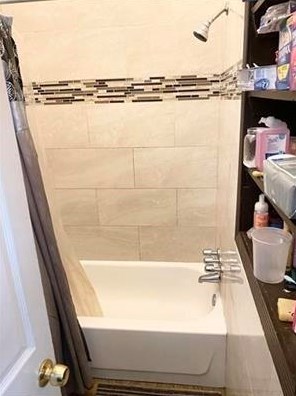 30 Gardner Ave, Jersey City NJ 07304-3013 exterior