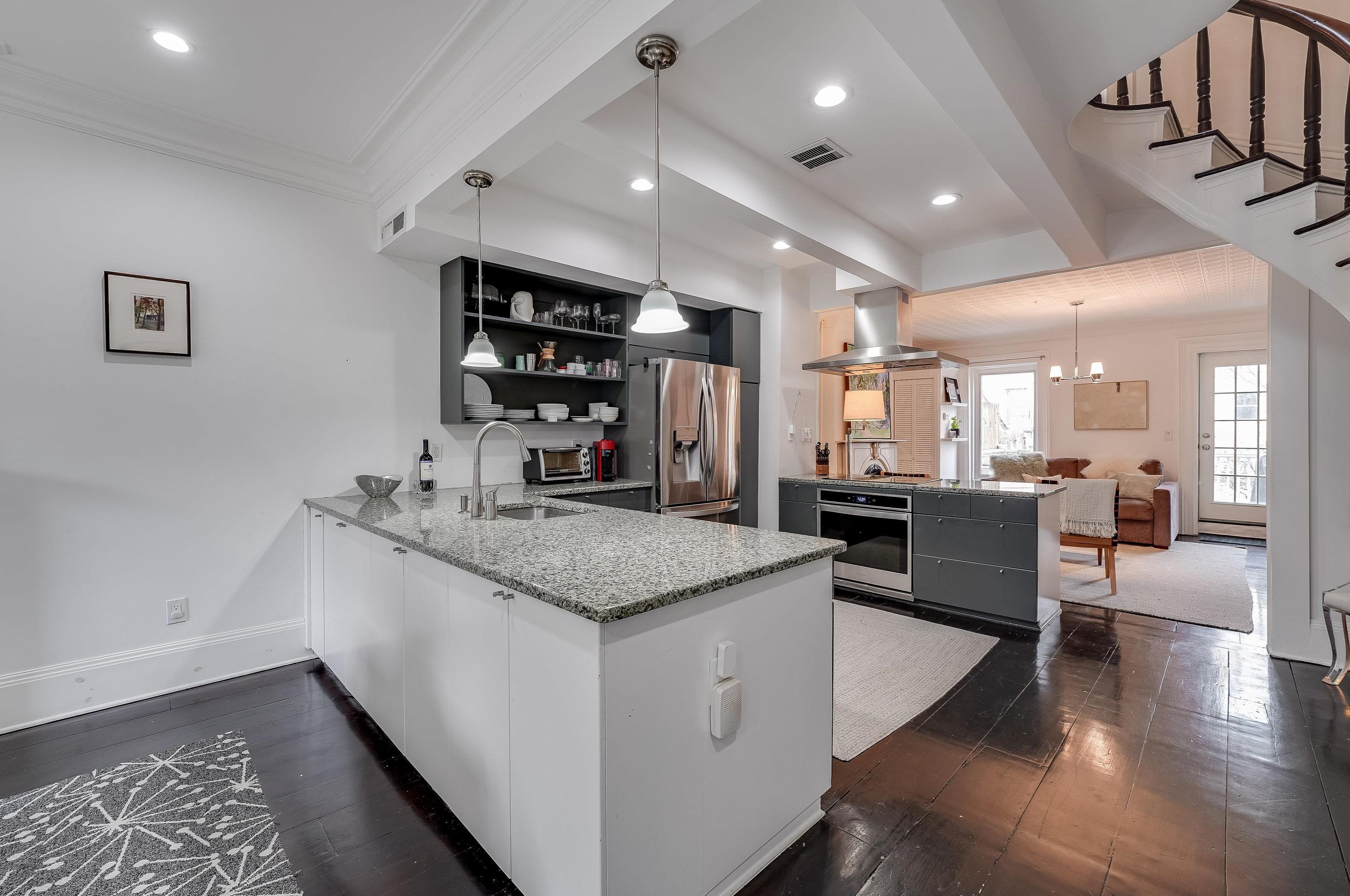 156 Sussex St, Jersey City, NJ 07302