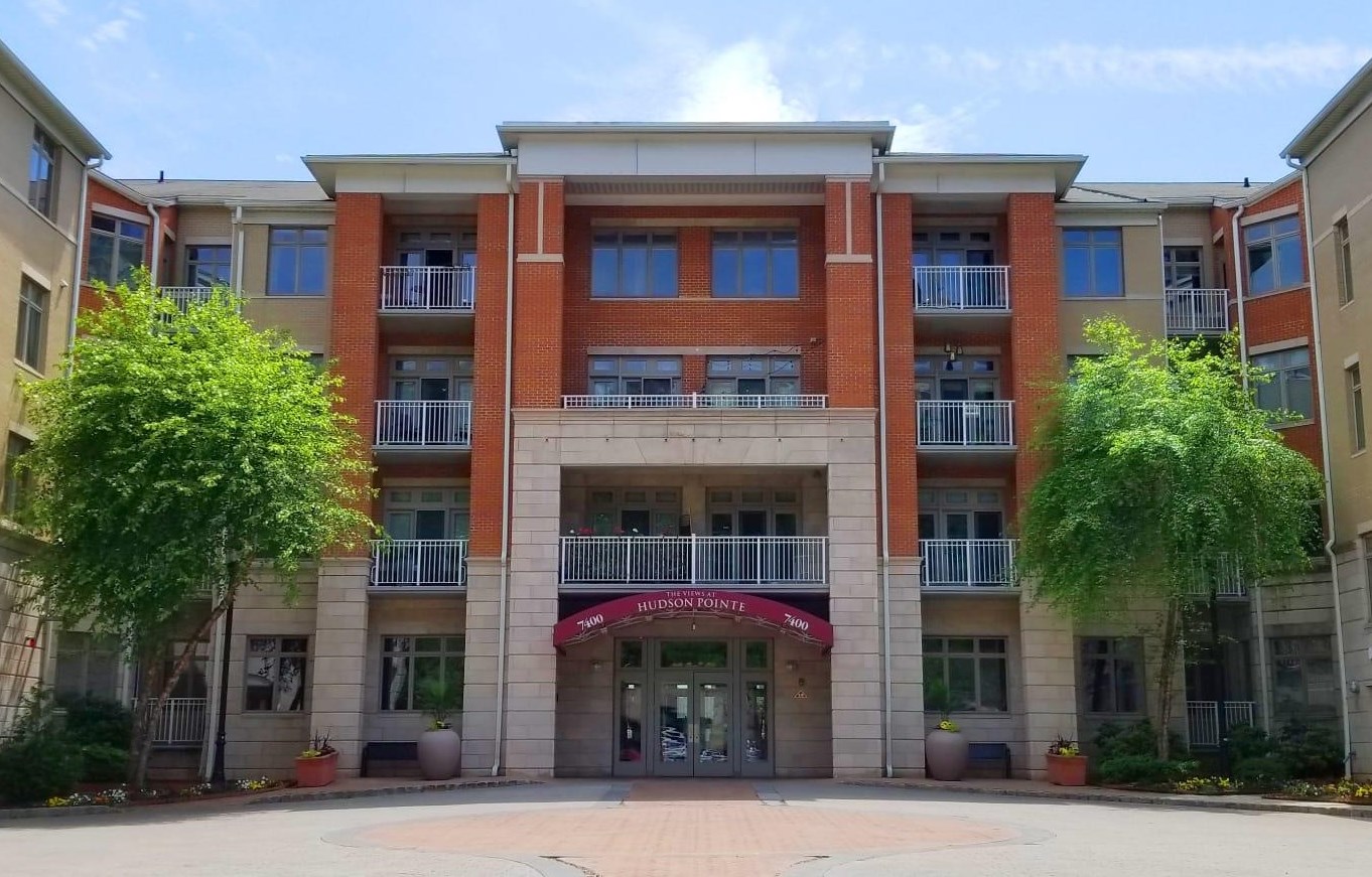 7400 River Rd #443, North Bergen, NJ 07047