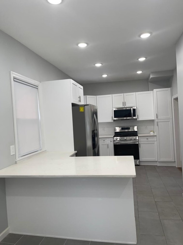 70 Lake St, Jersey City, NJ 07306