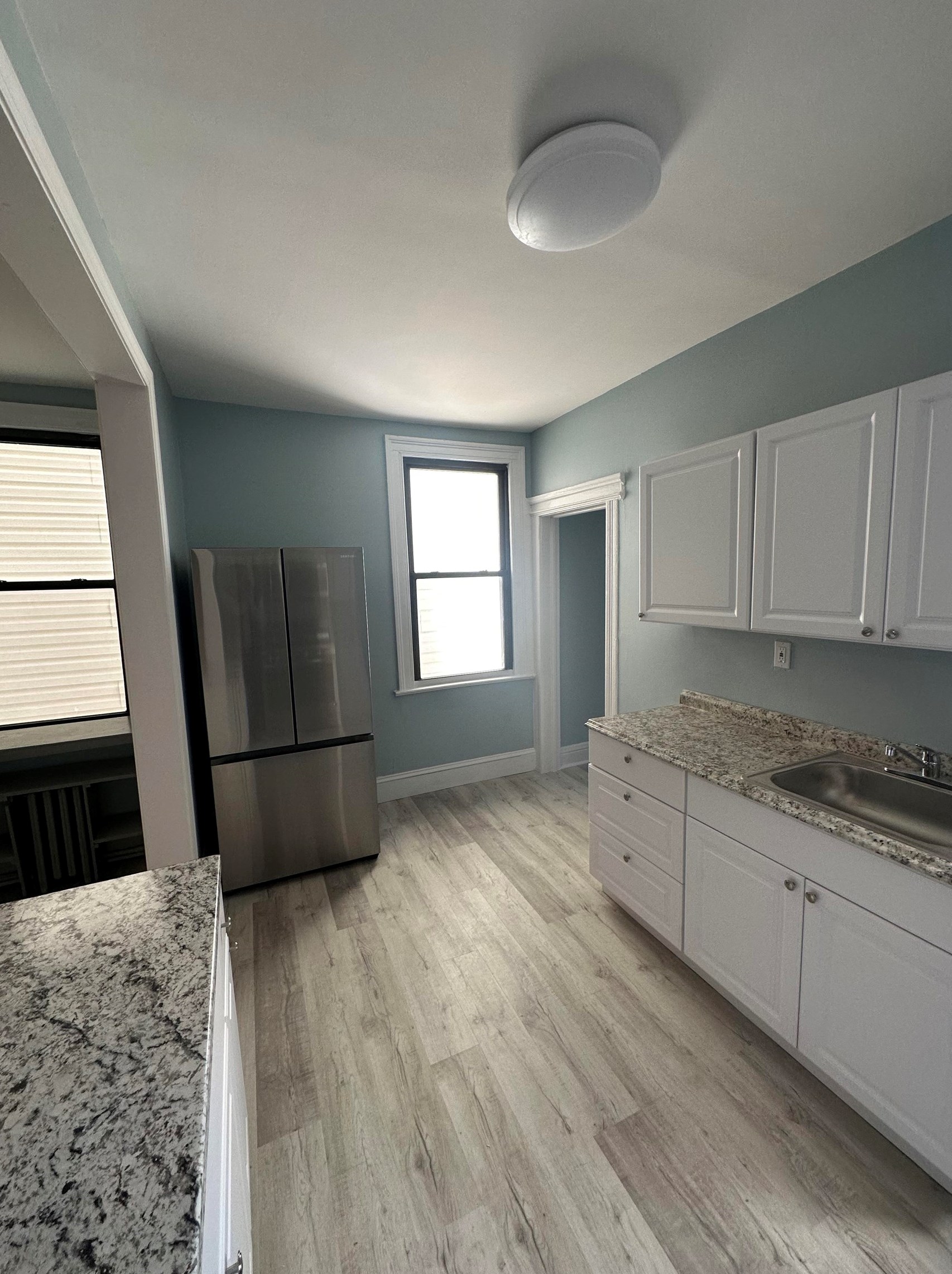21 Beach St #1, Jersey City, NJ 07307