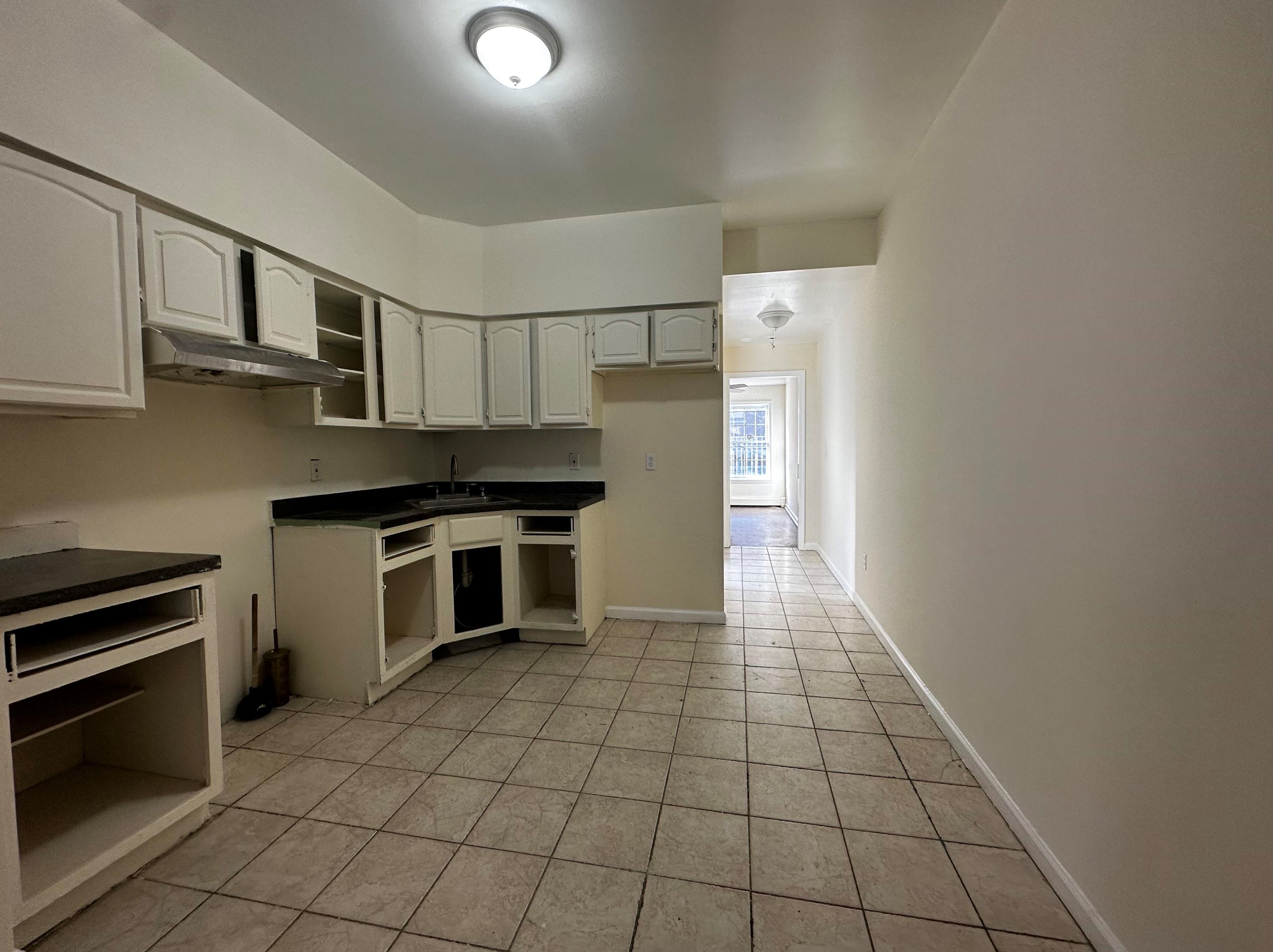 2807 Central Ave, Union City, NJ 07087
