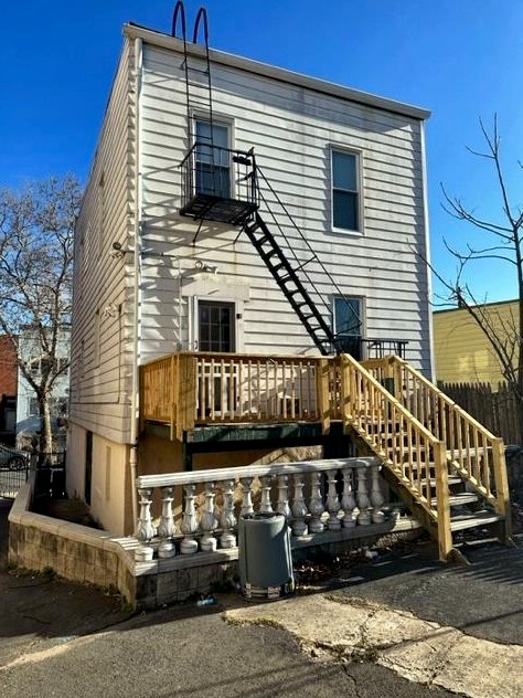 27 Marion Pl, Jersey City, NJ 07306-6407