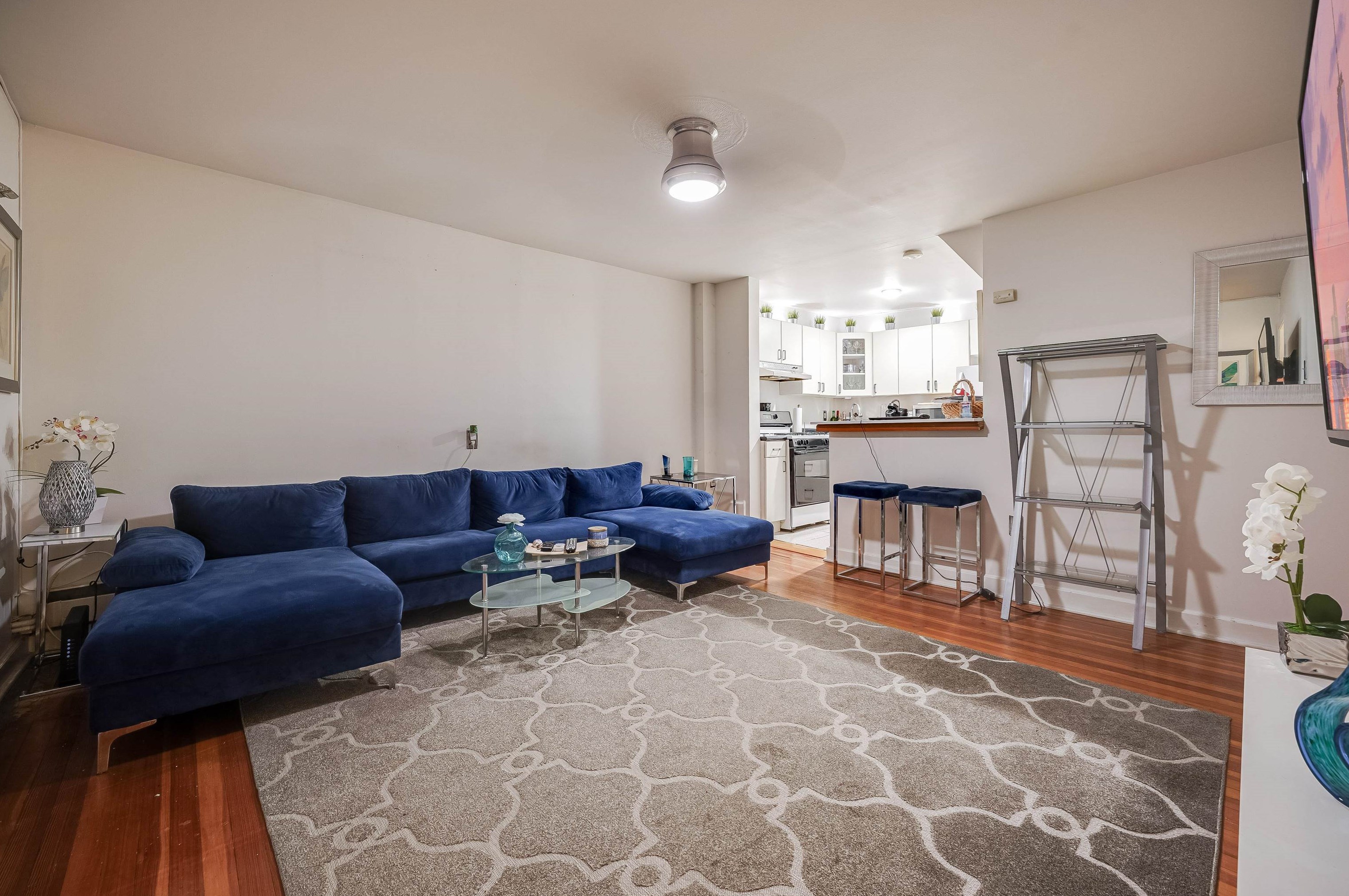 7011 Park Ave #2f, West New York, NJ 07093