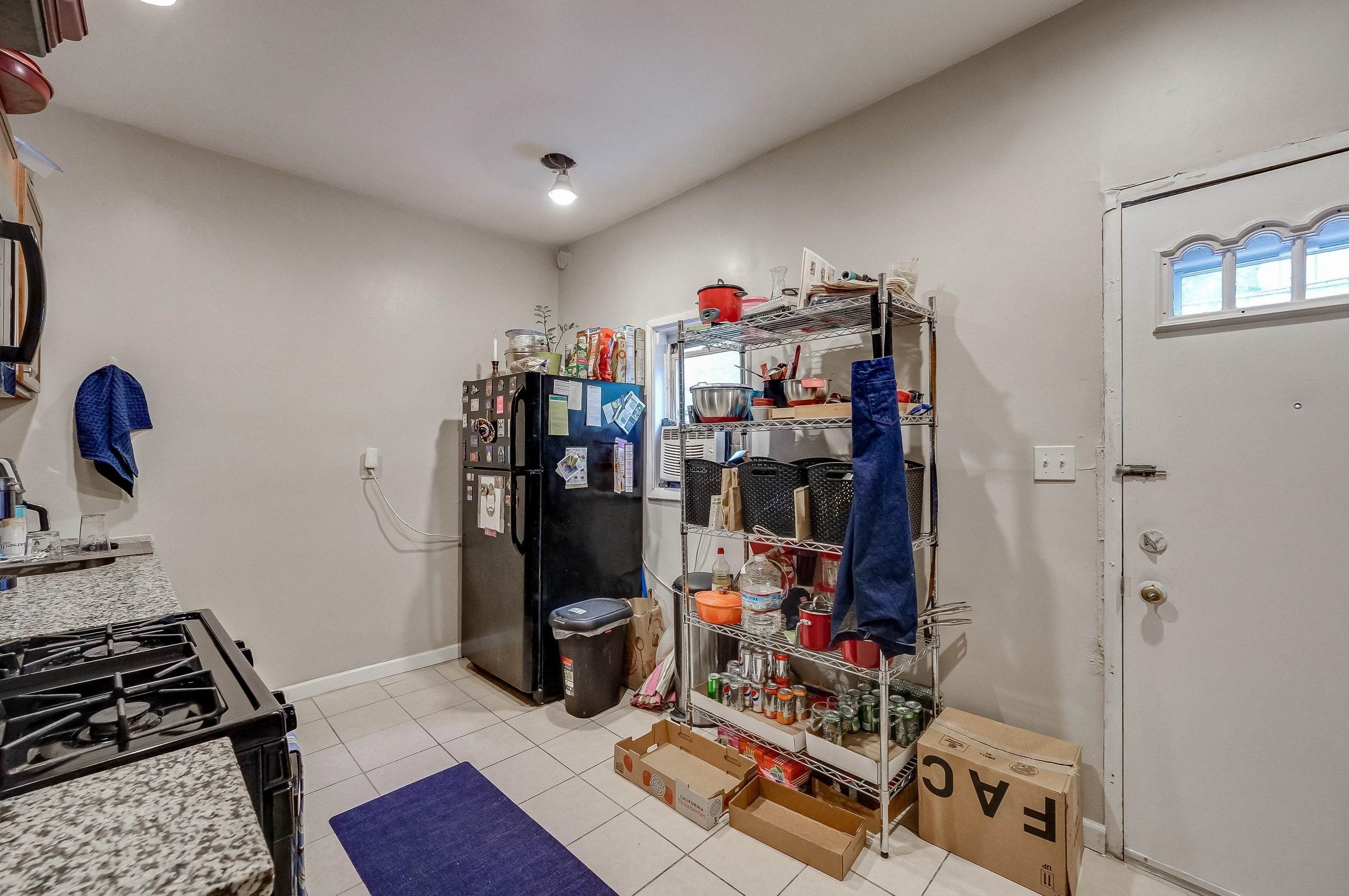 175 Duncan Ave, Jersey City NJ 07306-7002 exterior