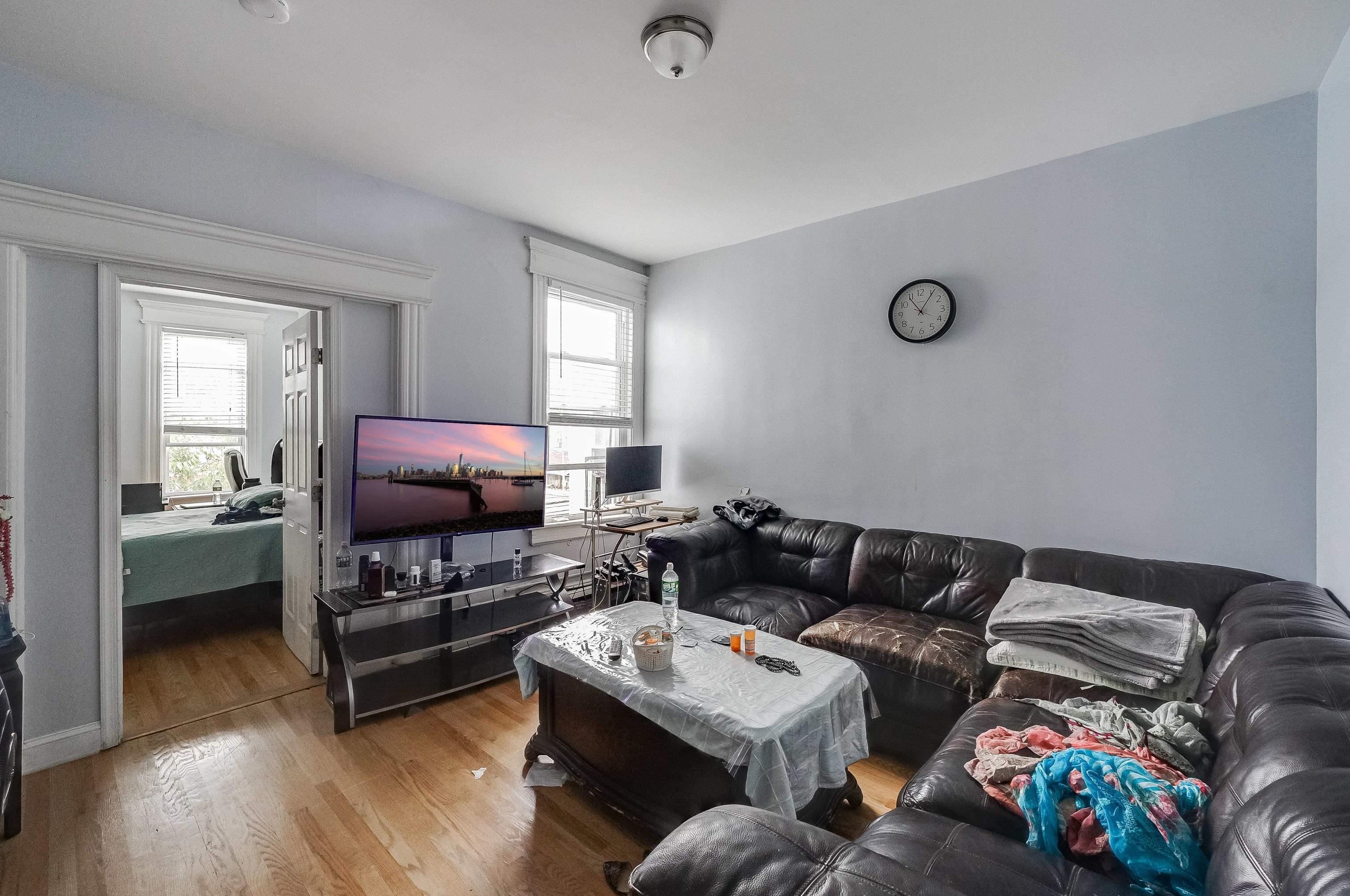 175 Duncan Ave, Jersey City NJ 07306-7002 exterior