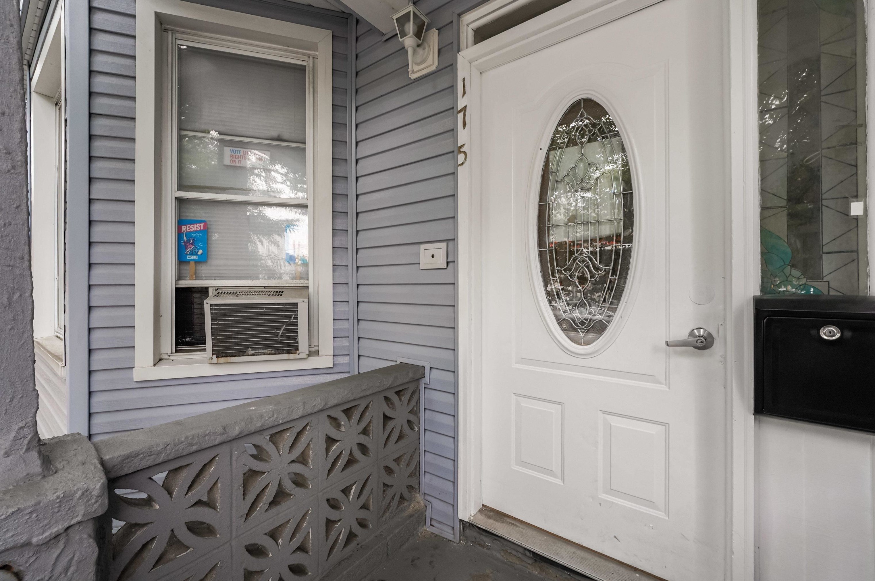 175 Duncan Ave, Jersey City NJ 07306-7002 exterior