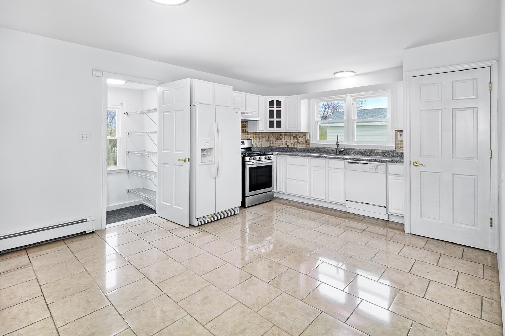 46 Amboy Rd #2, Matawan, NJ 07747