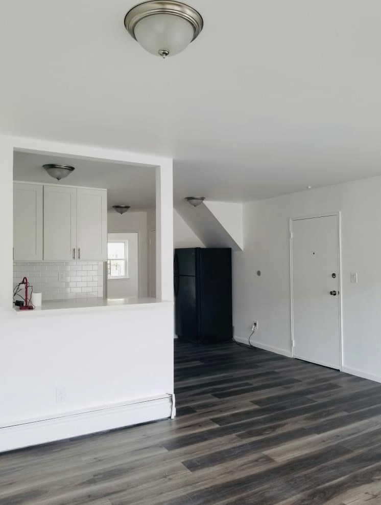 42 President St #1, East Newark, NJ 07029