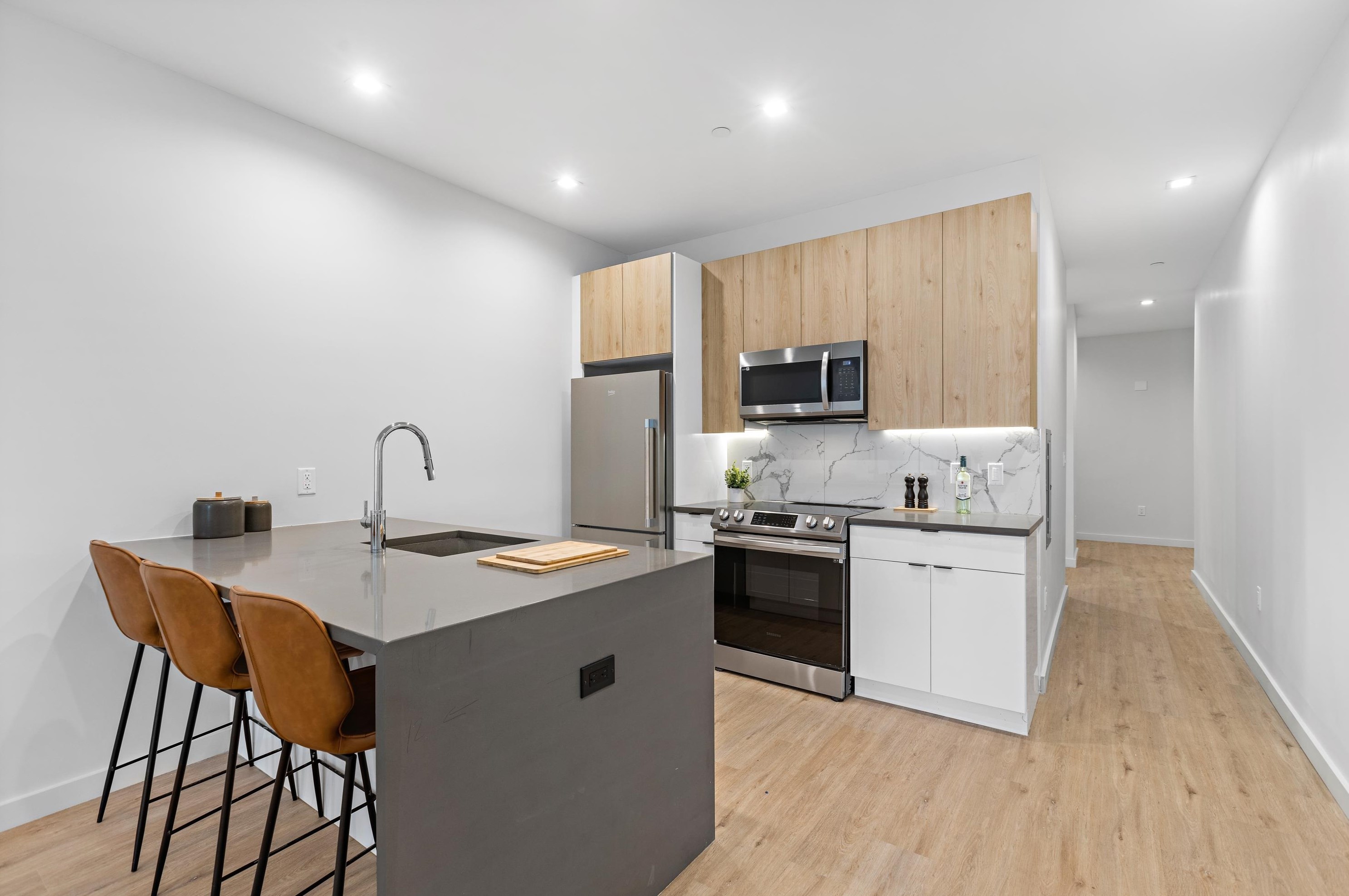 311 Pine St #403, Jersey City, NJ 07304