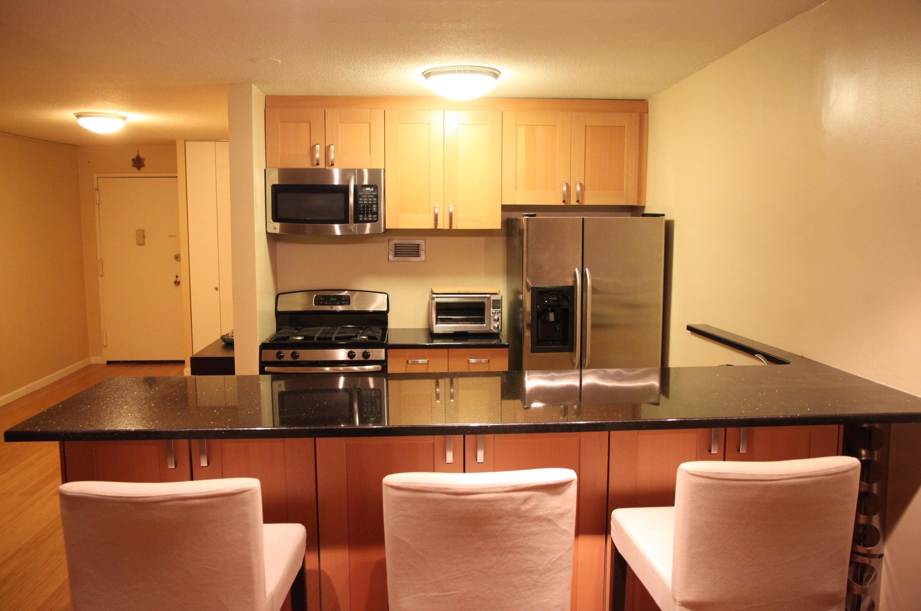 7000 Boulevard E #24a, West New York, NJ 07093