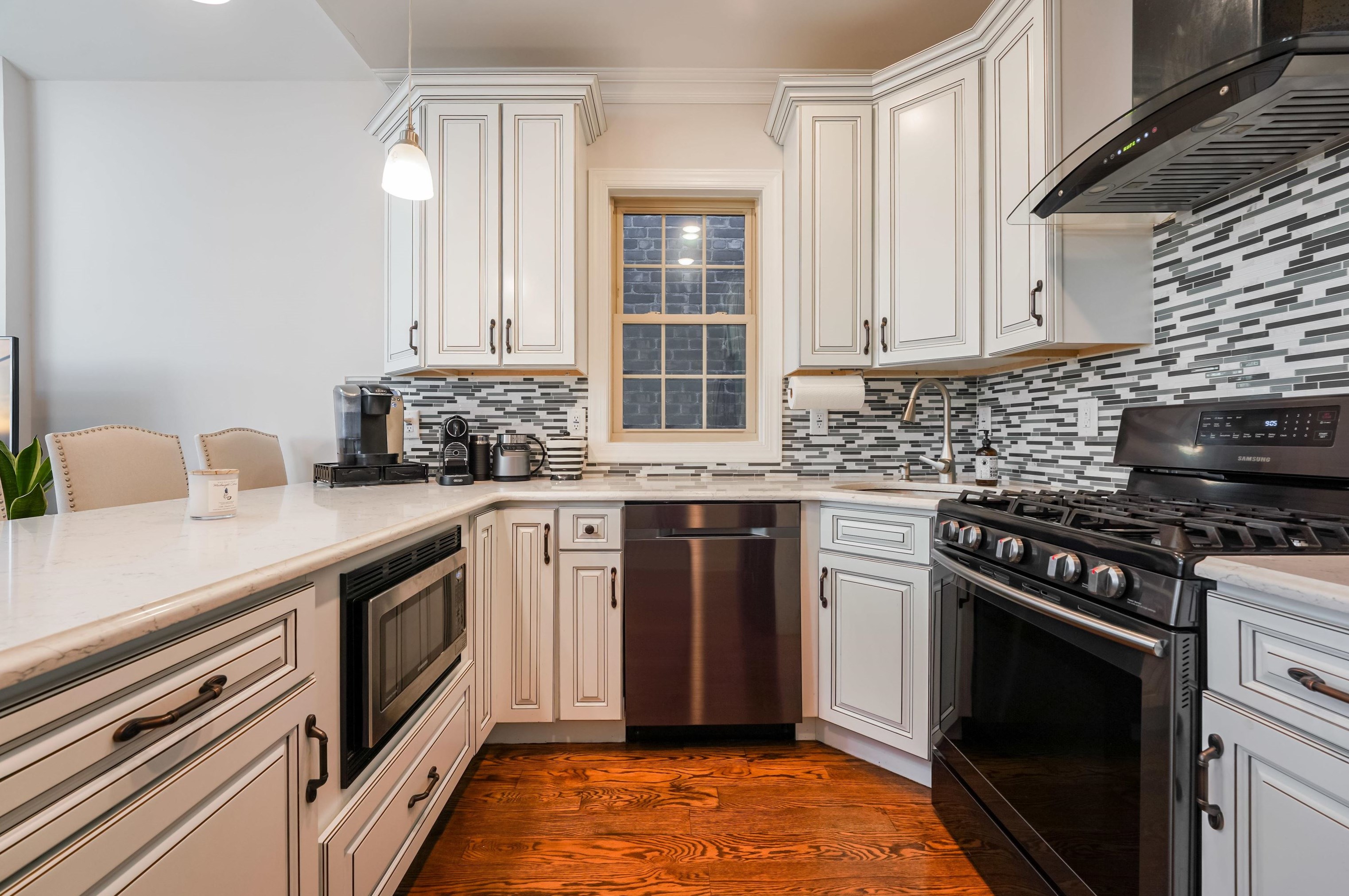 39 Grace St #2, Jersey City, NJ 07307