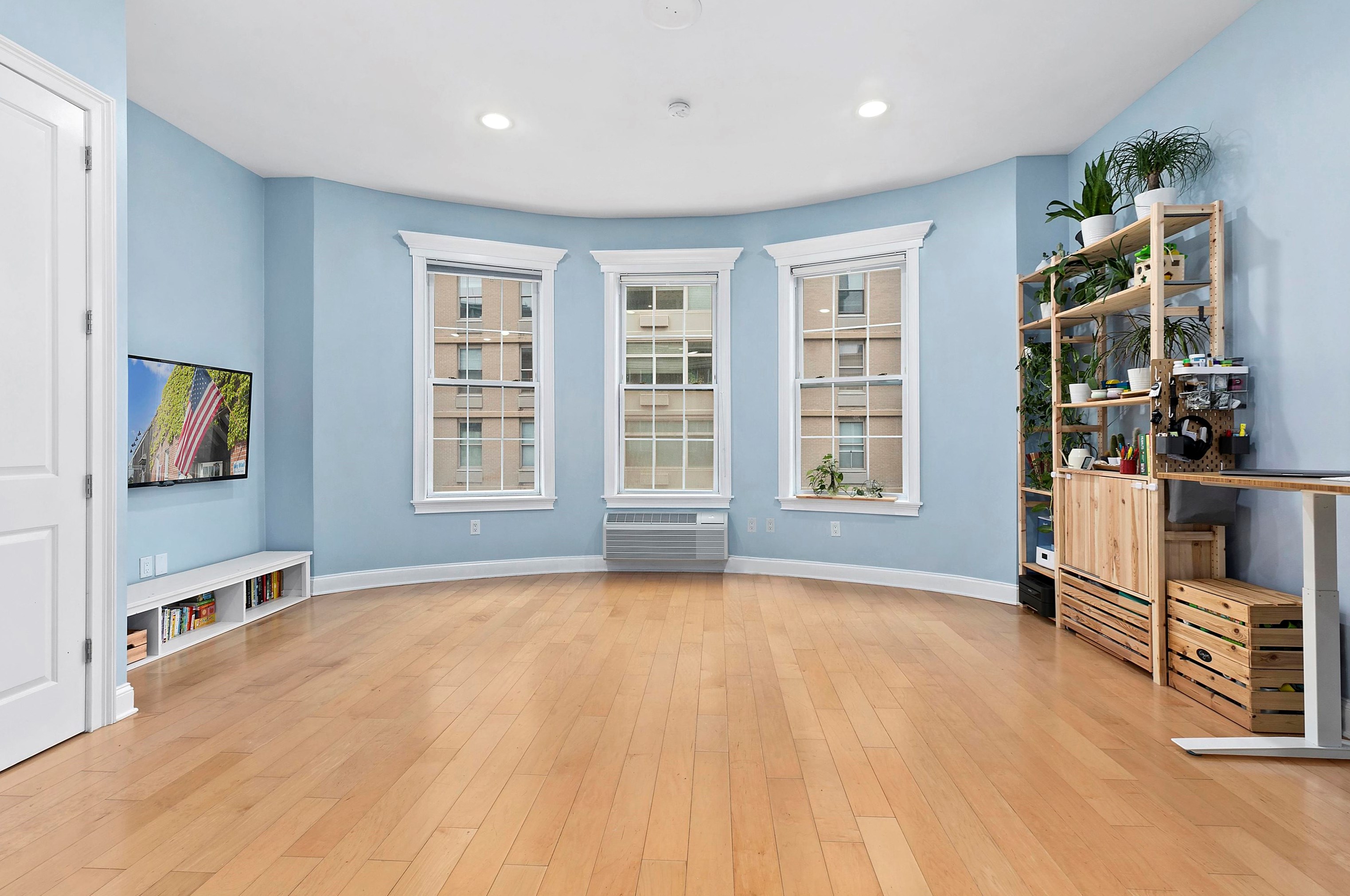 100 Tidewater St, Jersey City, NJ 07302-4376