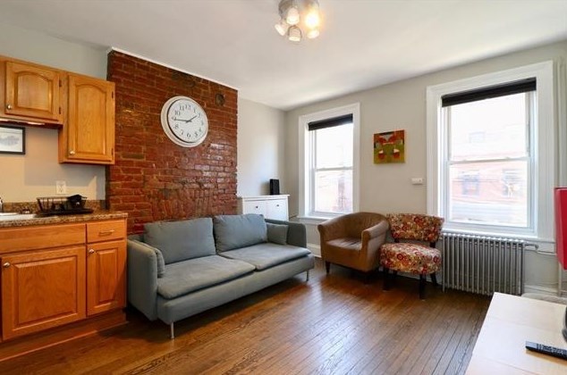 352 Varick St Apt 2, Jersey City, NJ 07302