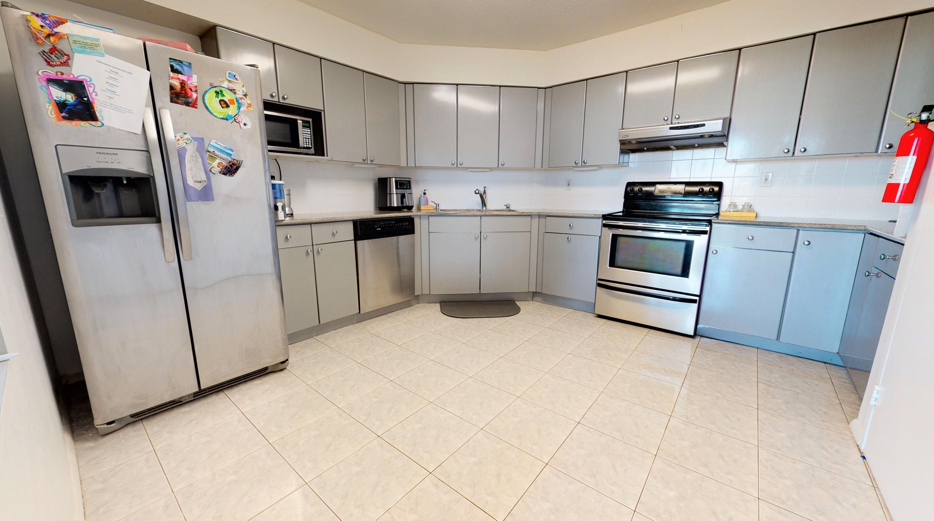1121 Harmon Cove Tower, Secaucus, NJ 07094