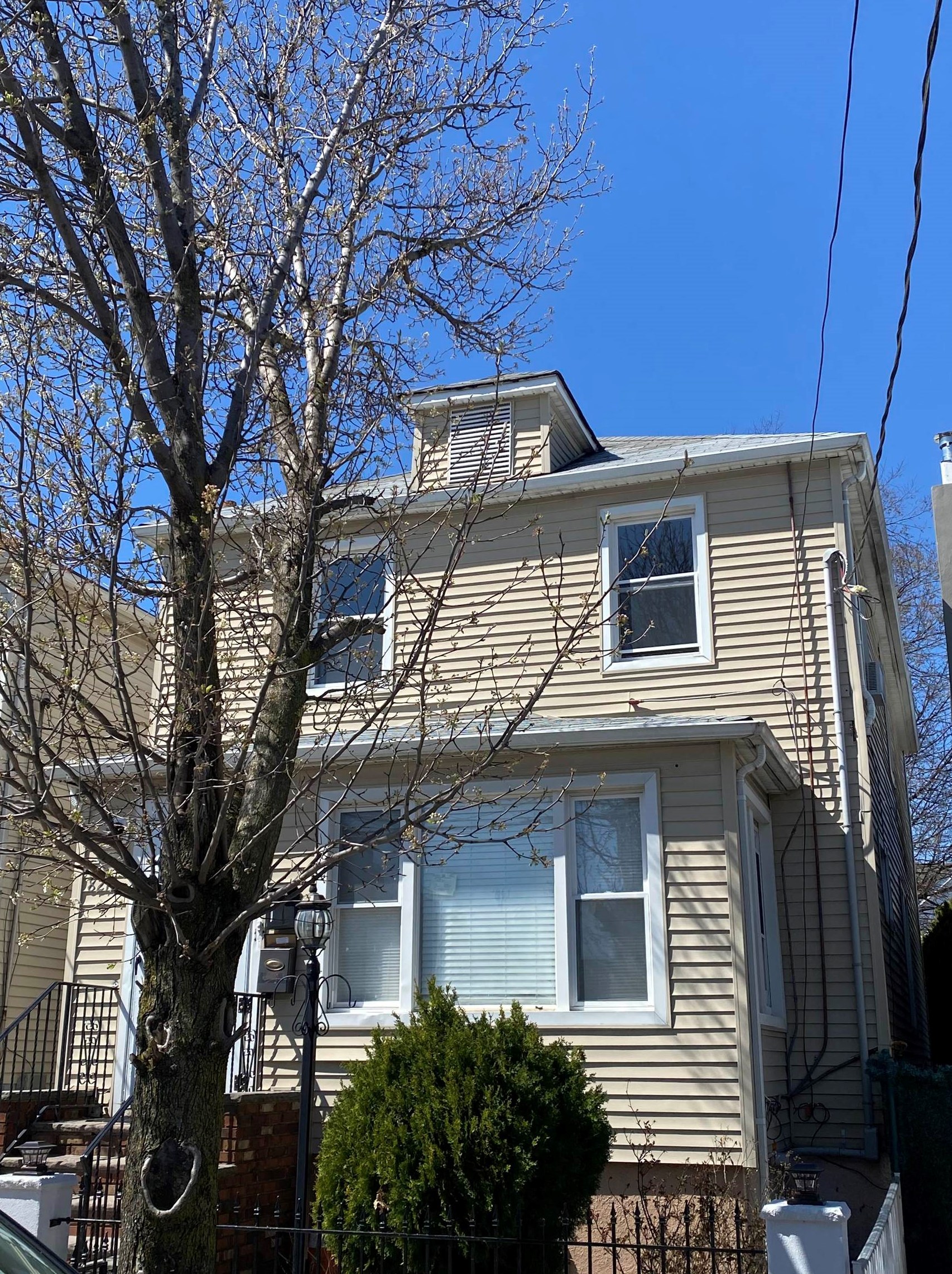 8211 2nd Ave, North Bergen, NJ 07047
