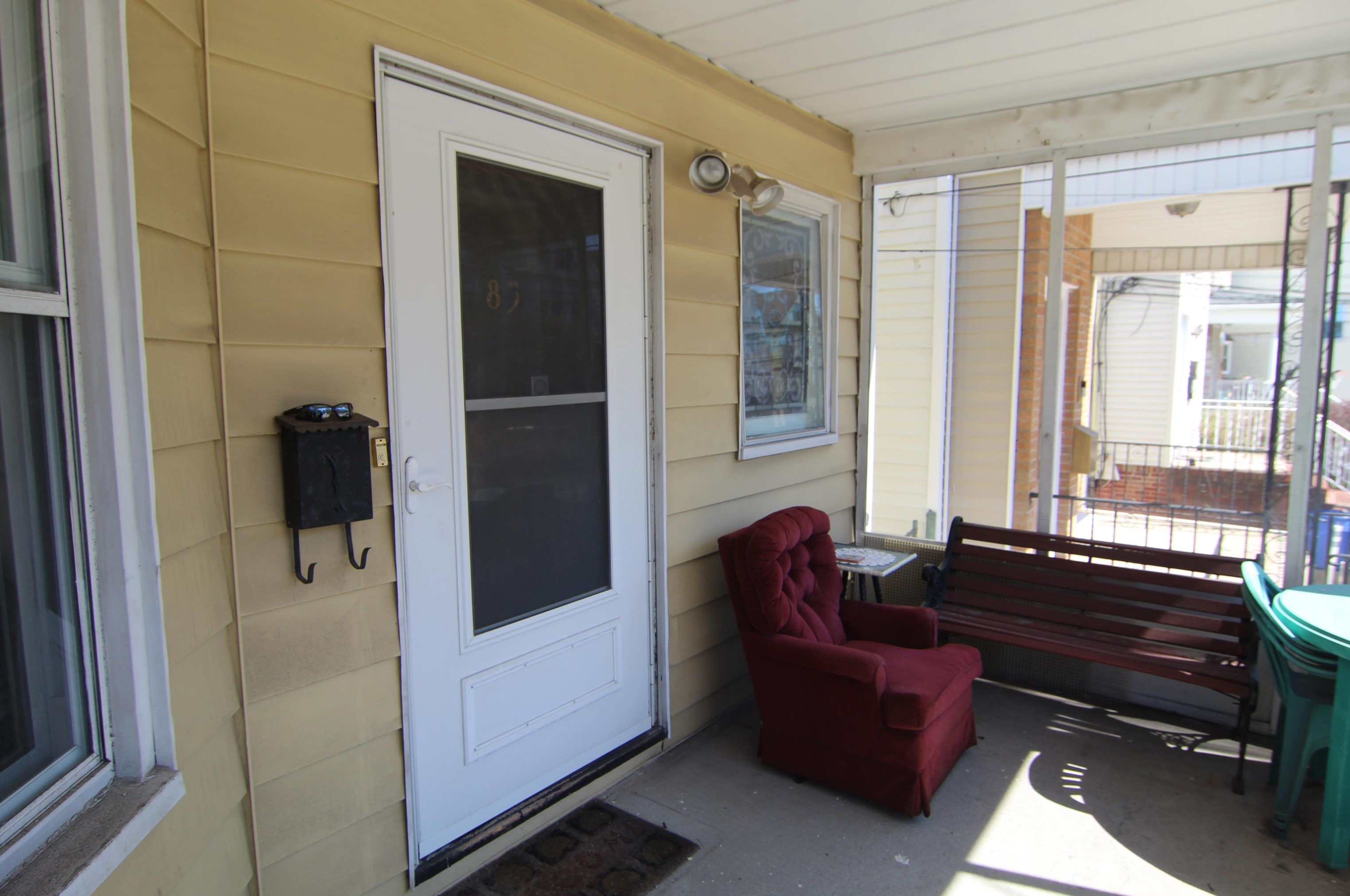 83 W 6th St, Bayonne, NJ 07002