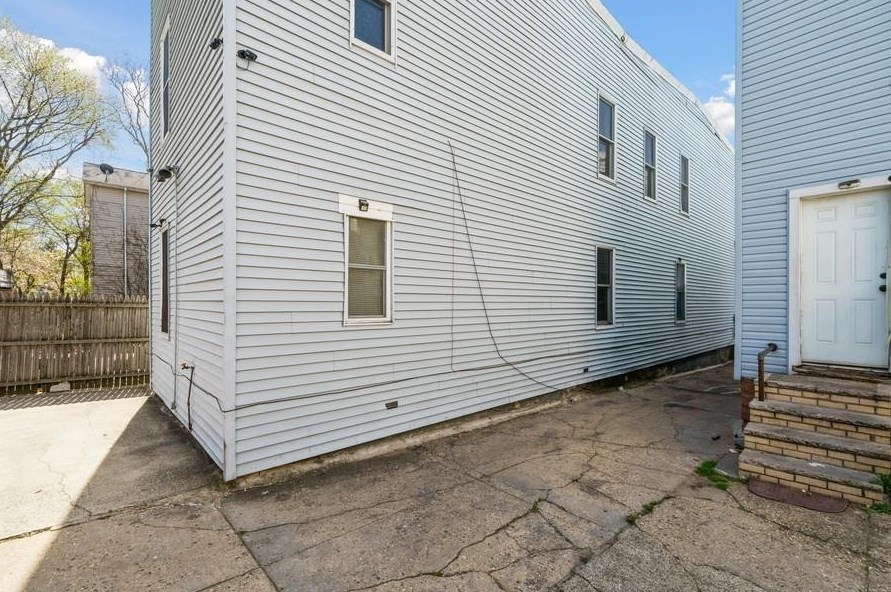 170 Fulton Ave, Jersey City NJ 07305-1404 exterior