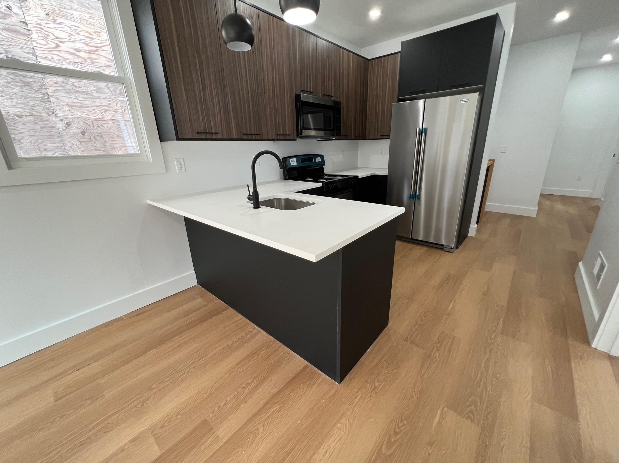 156 Woodlawn Ave #1, Jersey City, NJ 07305