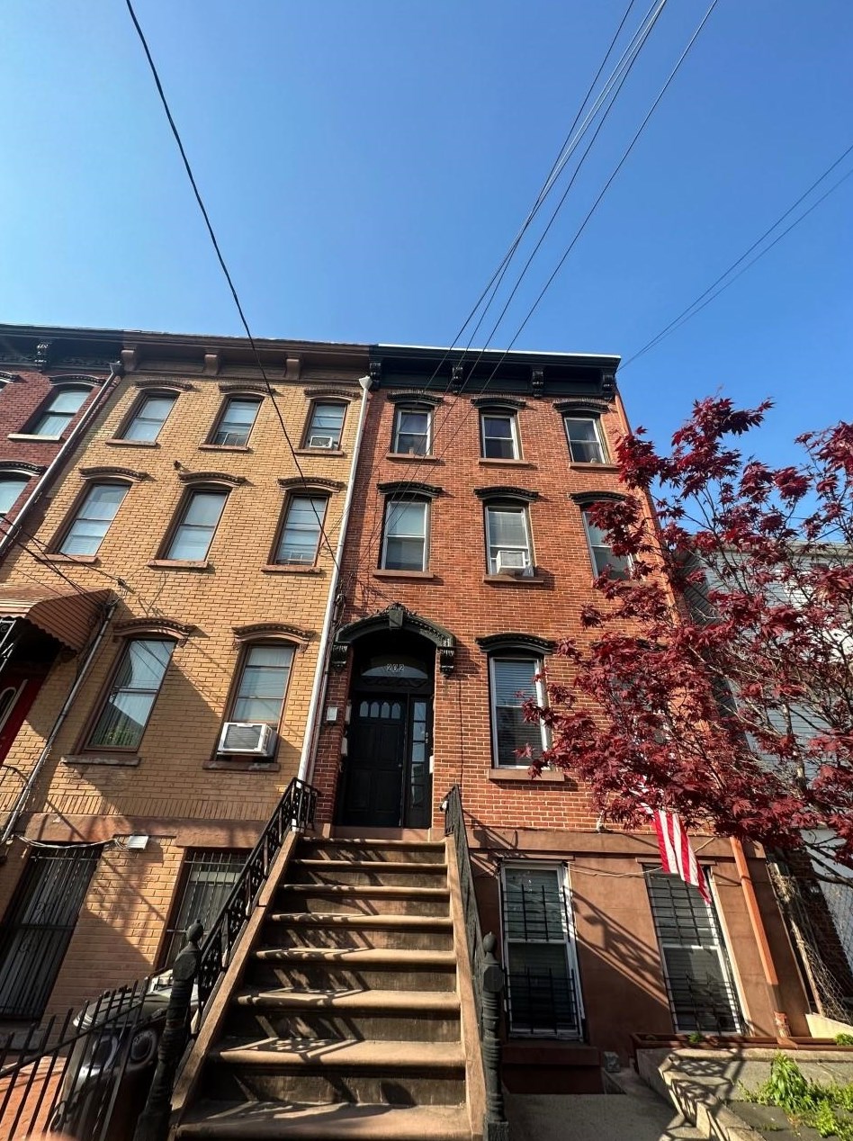 202 5th St # 1, Jersey City, NJ