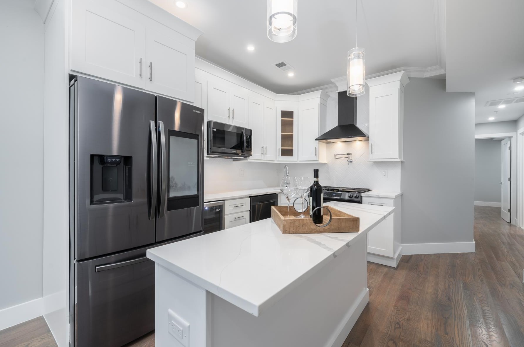 195 Liberty Ave, Jersey City NJ 07306-4919 exterior