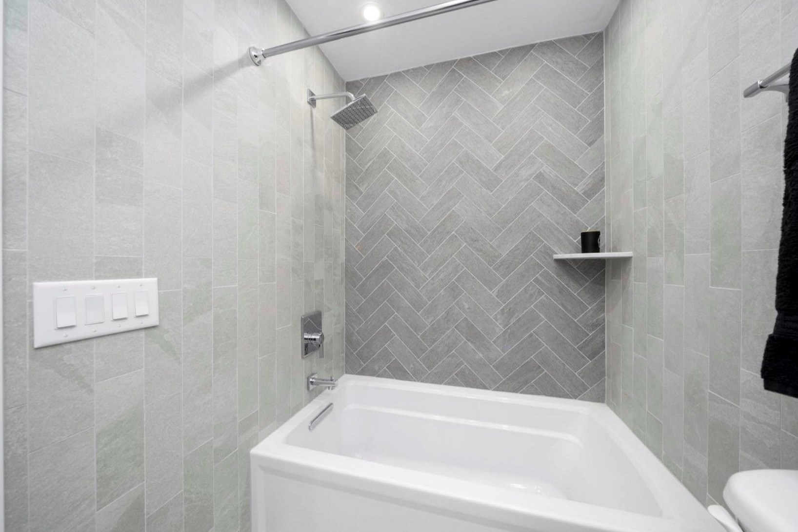 195 Liberty Ave, Jersey City NJ 07306-4919 exterior