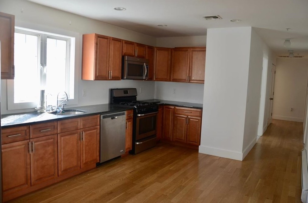 59 71st St # 2, West New York, NJ