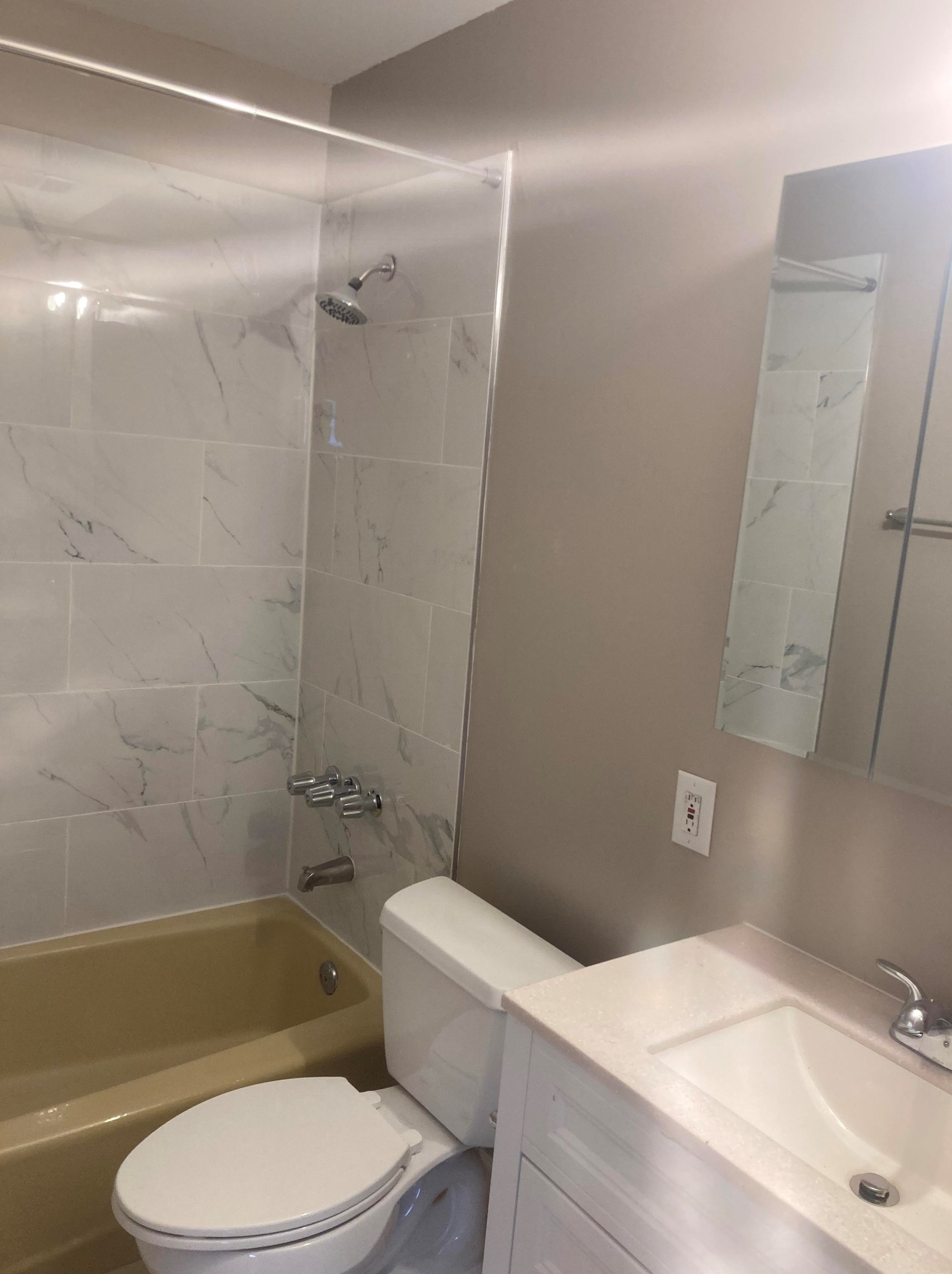 230 68th St #12, West New York, NJ 07093