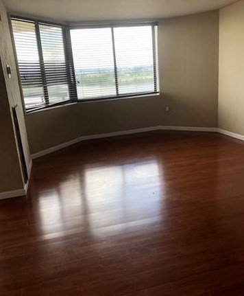 1040 Harmon Cove Tower #1040, Secaucus, NJ 07094