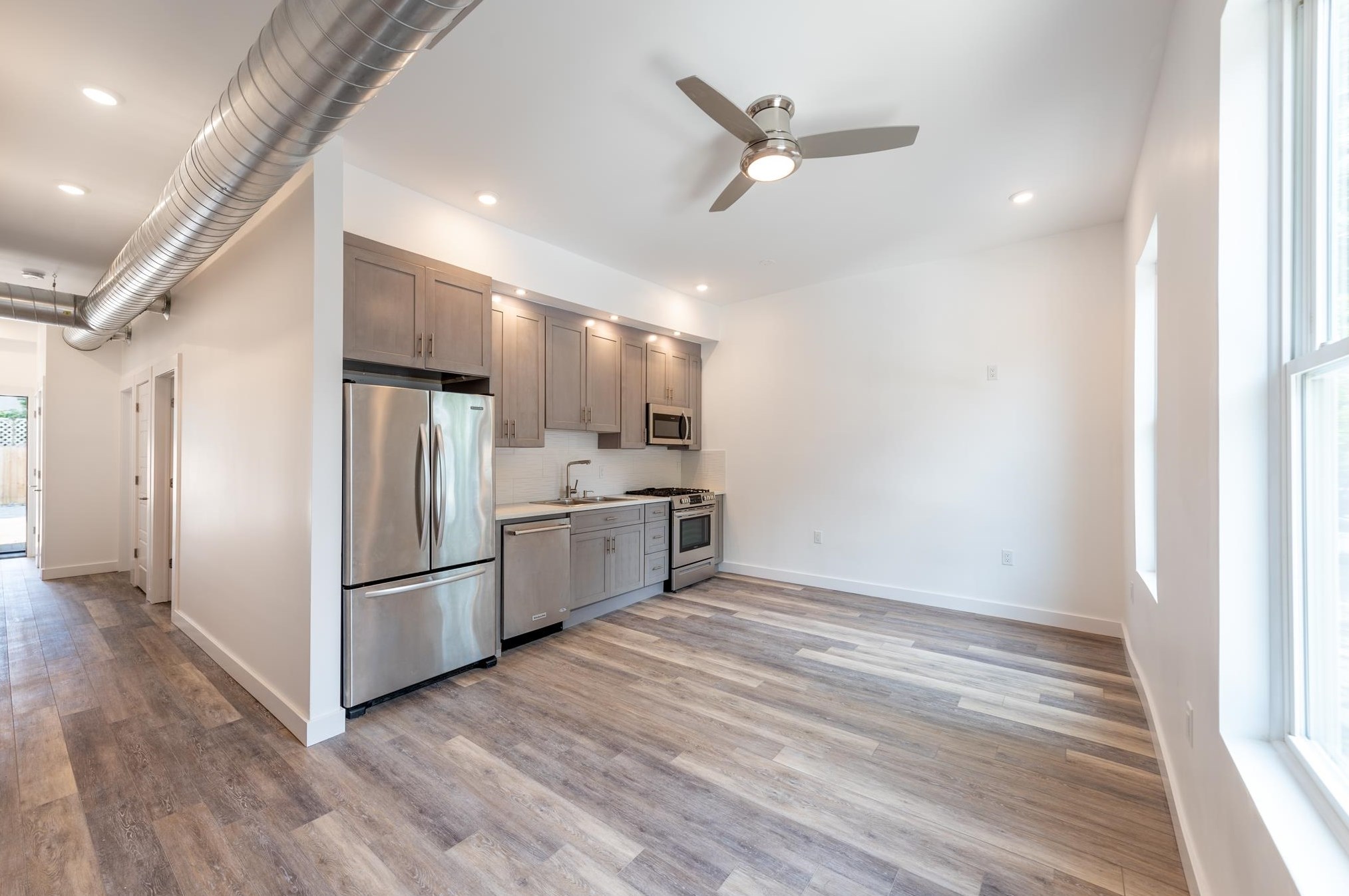 246 Pine St #1, Jersey City, NJ 07304