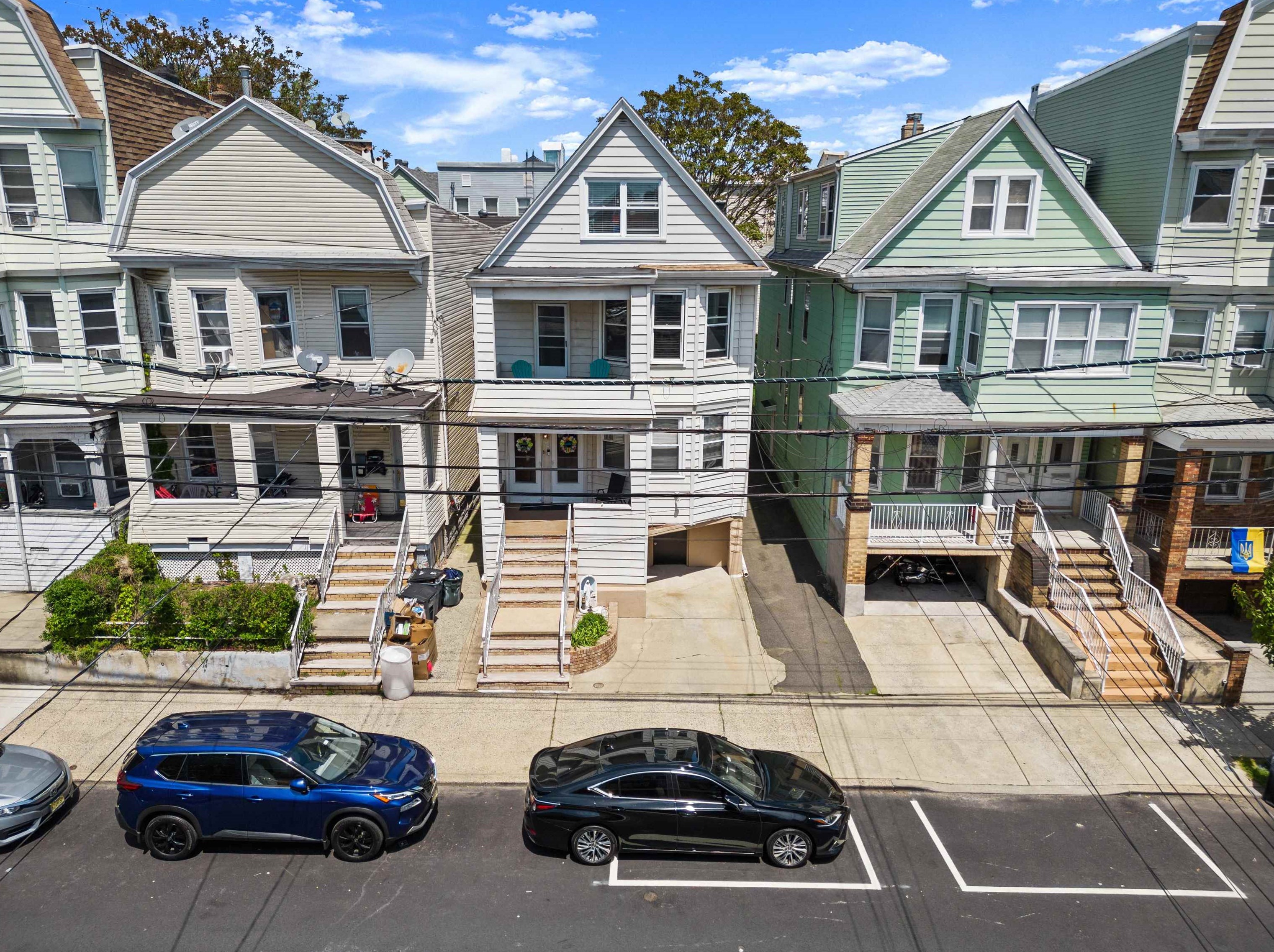 93 W 17th St, New York, NY 10011