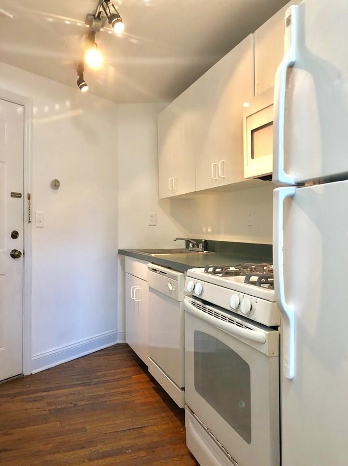 151 Sip Ave #36, Jersey City, NJ 07306