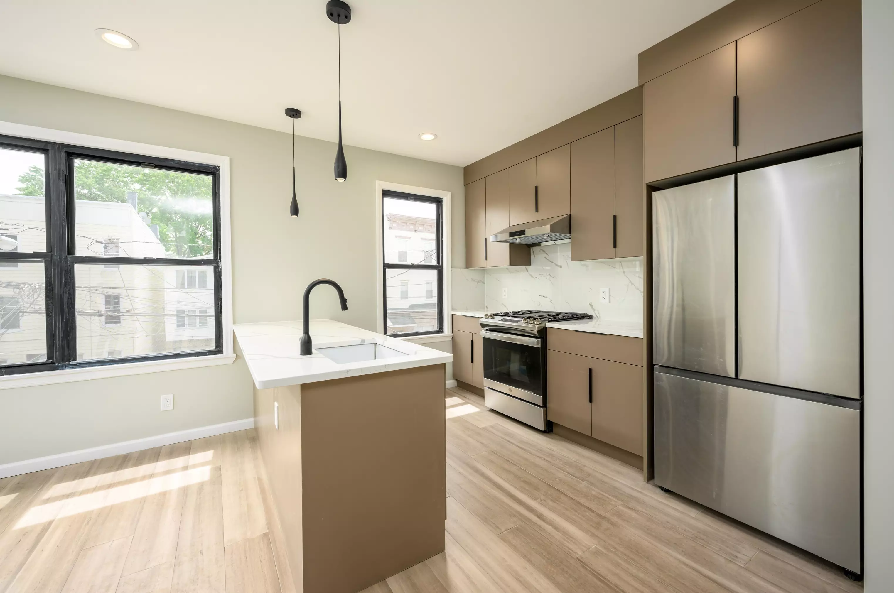 70 Bowers St #3, Jersey City, NJ 07307