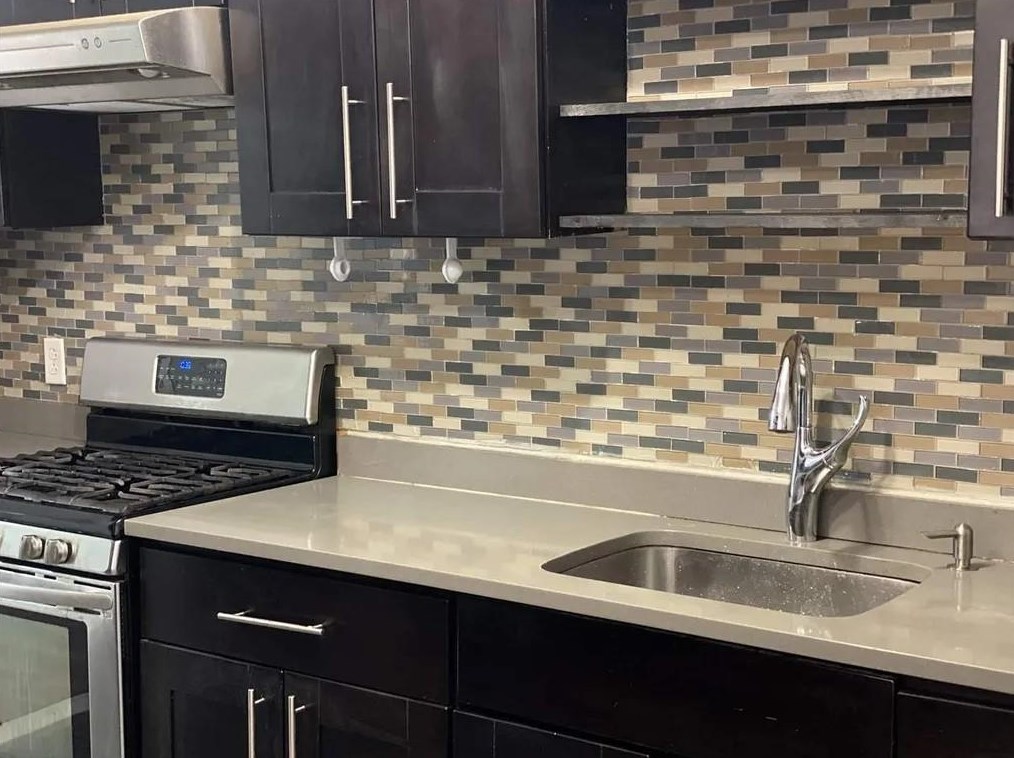 222 Danforth Ave #2, Jersey City, NJ 07305