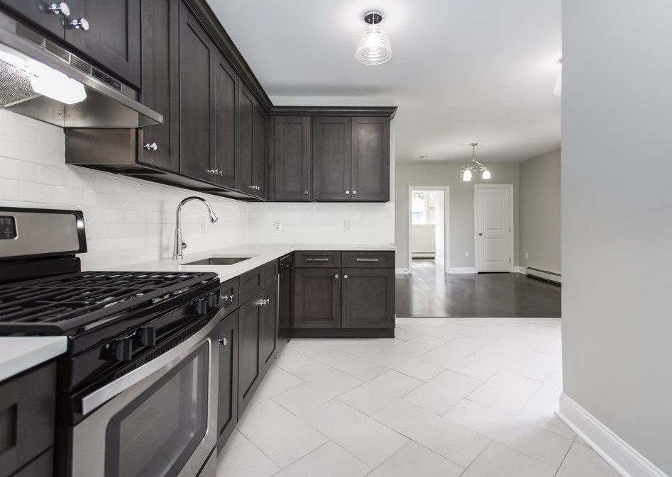 75 Wright Ave #1, Jersey City, NJ 07306