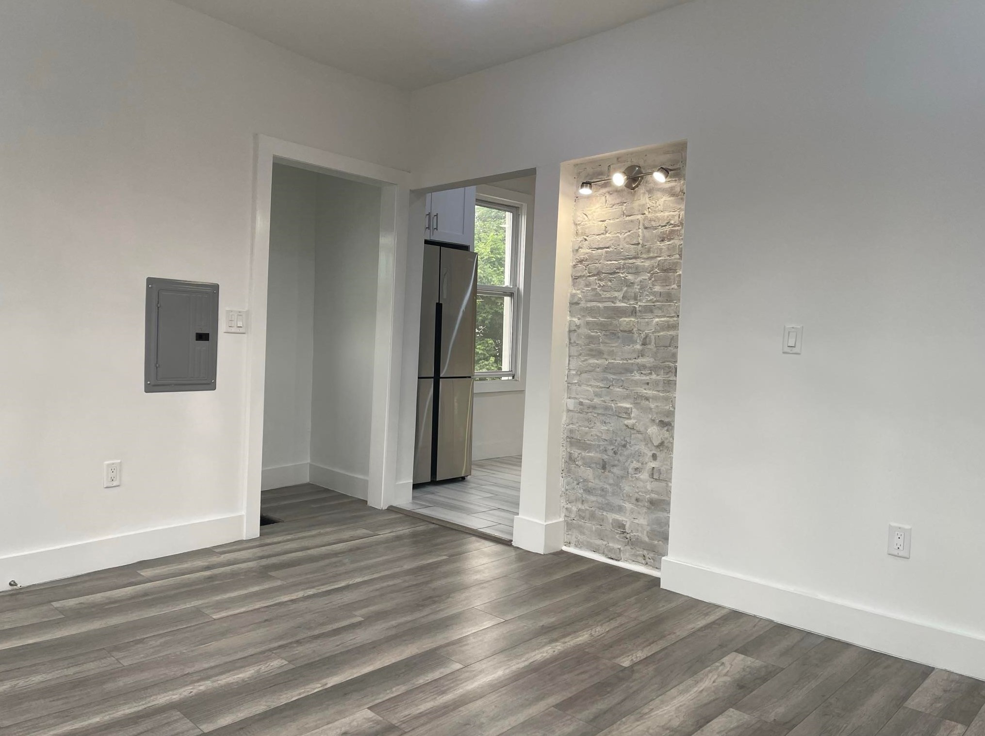 99 Clinton Ave #2nd Fl, Jersey City, NJ 07304
