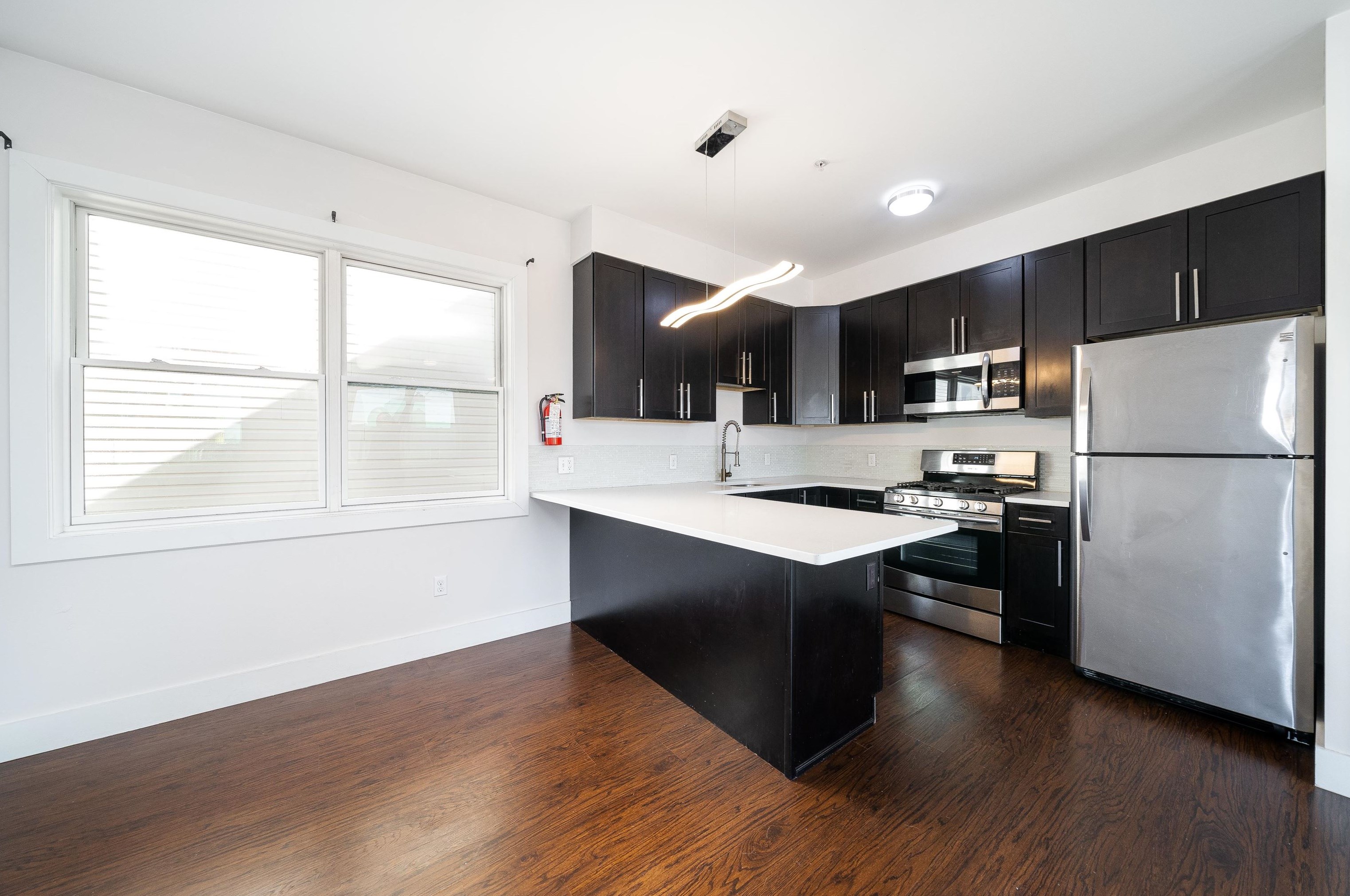 414 50th St #503, West New York, NJ 07093