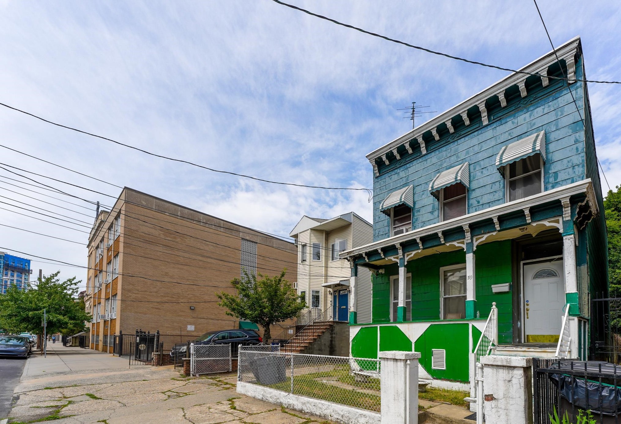 59 Tuers Ave, Jersey City, NJ 07306-3222