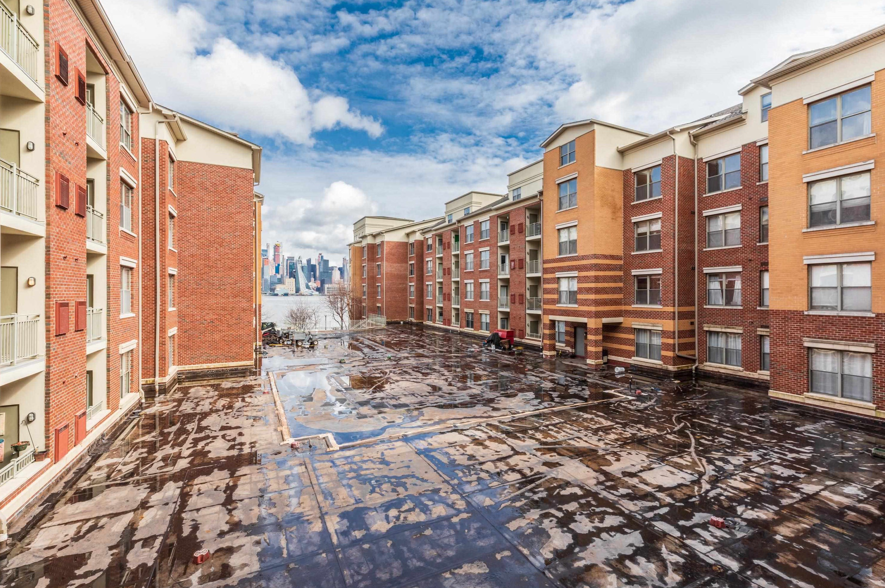 26 Ave At Port Imperial, West New York NJ  07093-8388 exterior