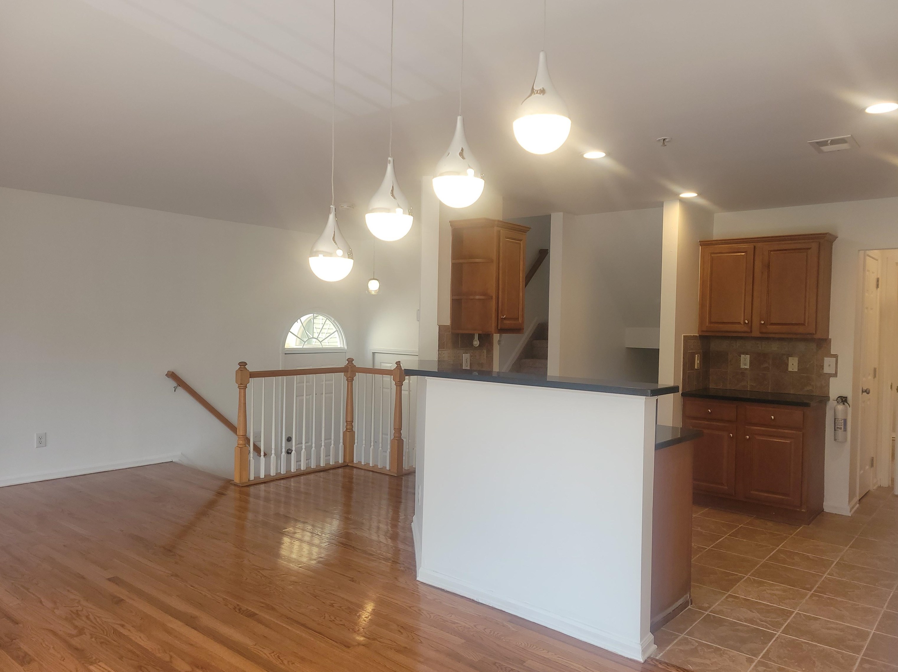 2 Boatworks Dr, Bayonne, NJ 07002