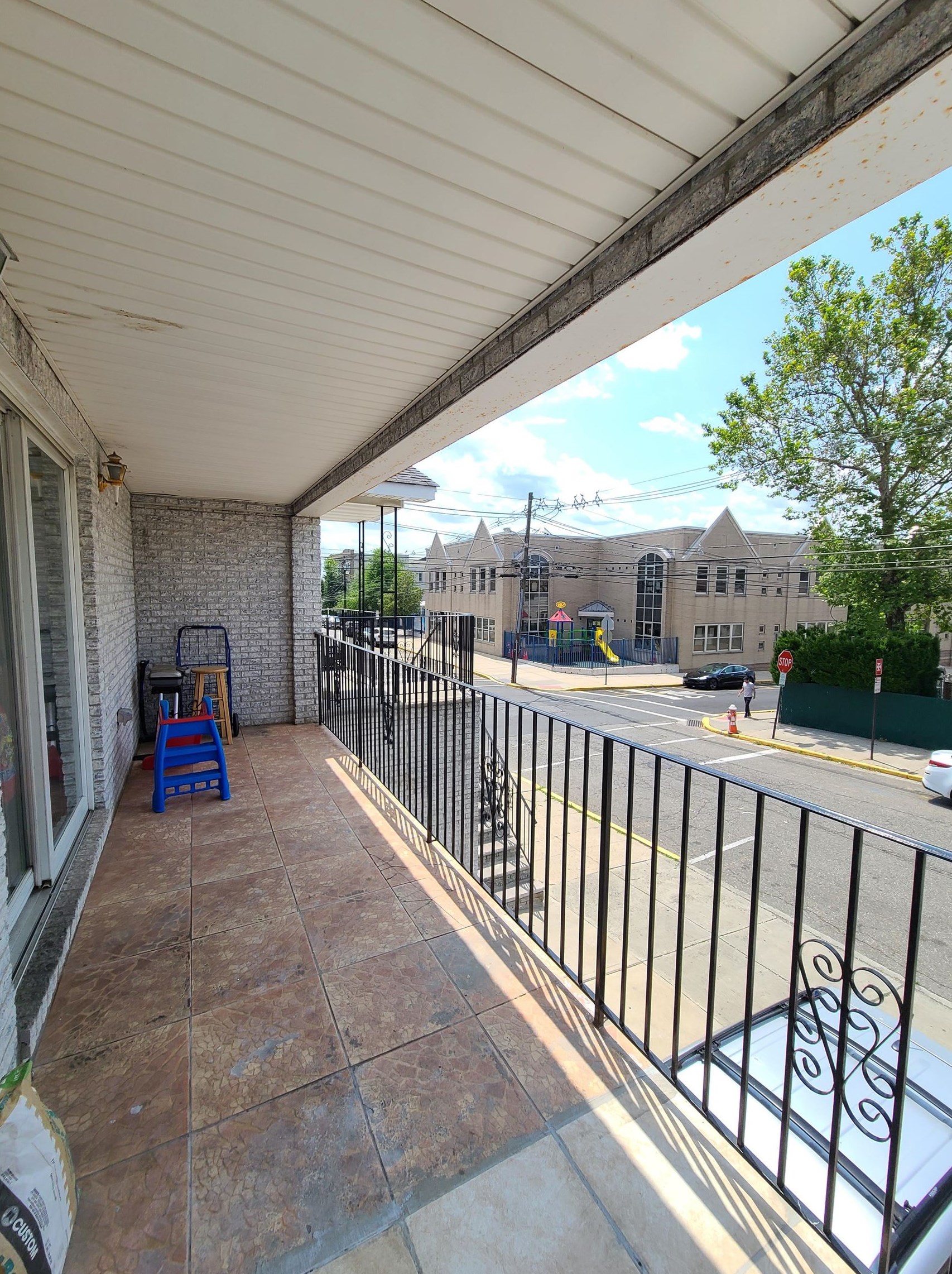 6400 Smith Ave #1, North Bergen, NJ 07047