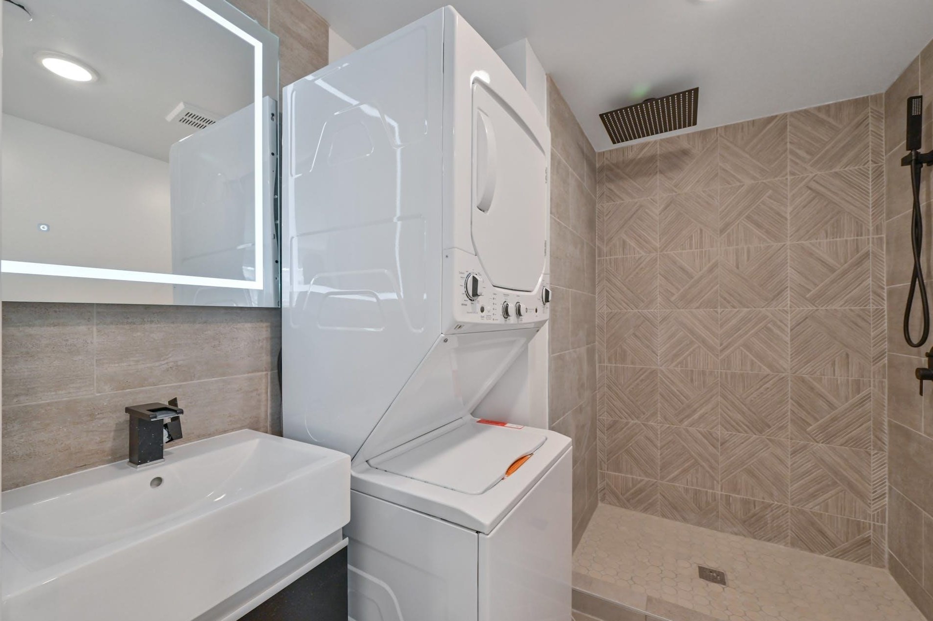 543 Palisade Ave #2, Jersey City, NJ 07307