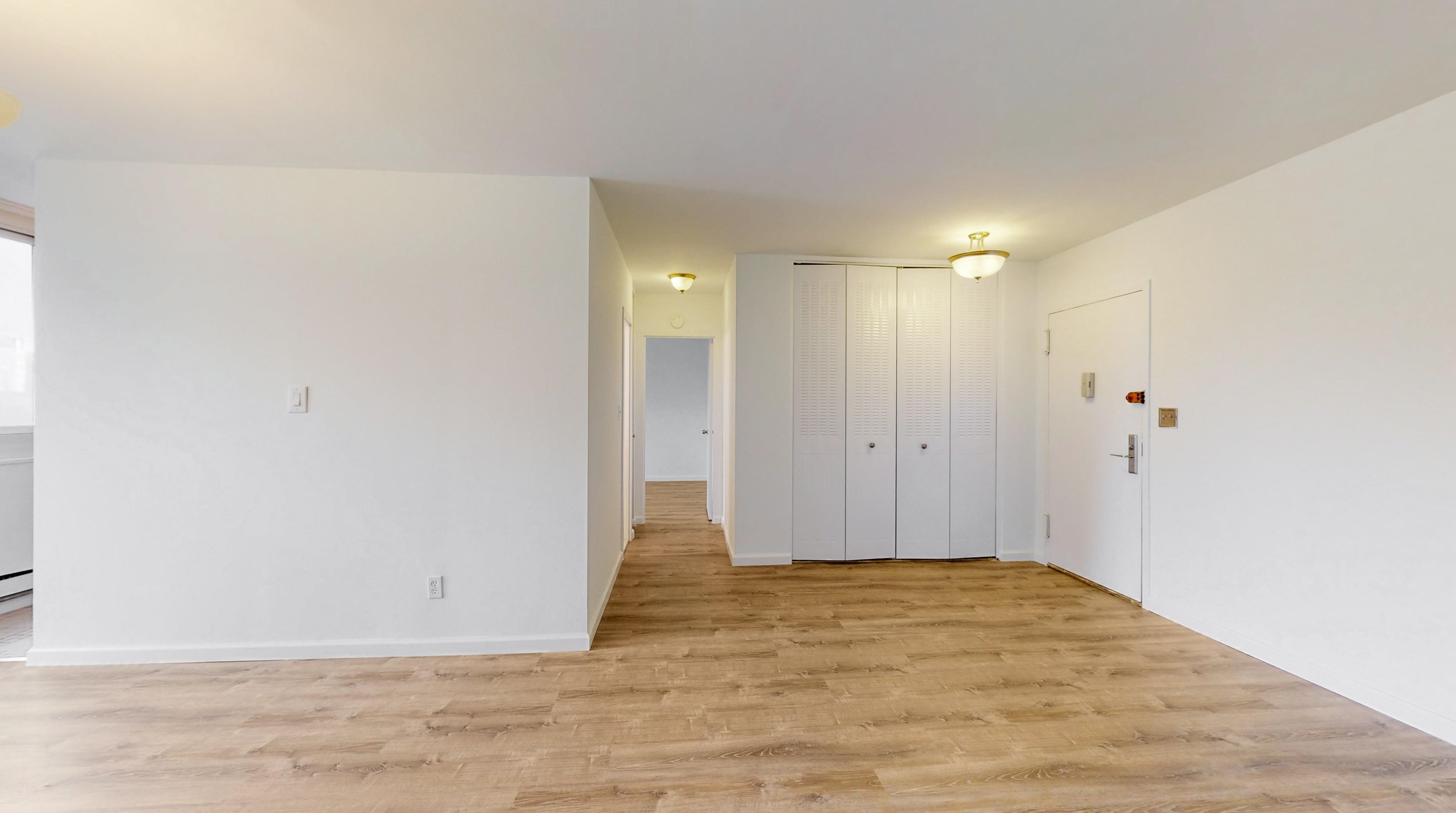 100 Manhattan Ave #404, Union City, NJ 07087