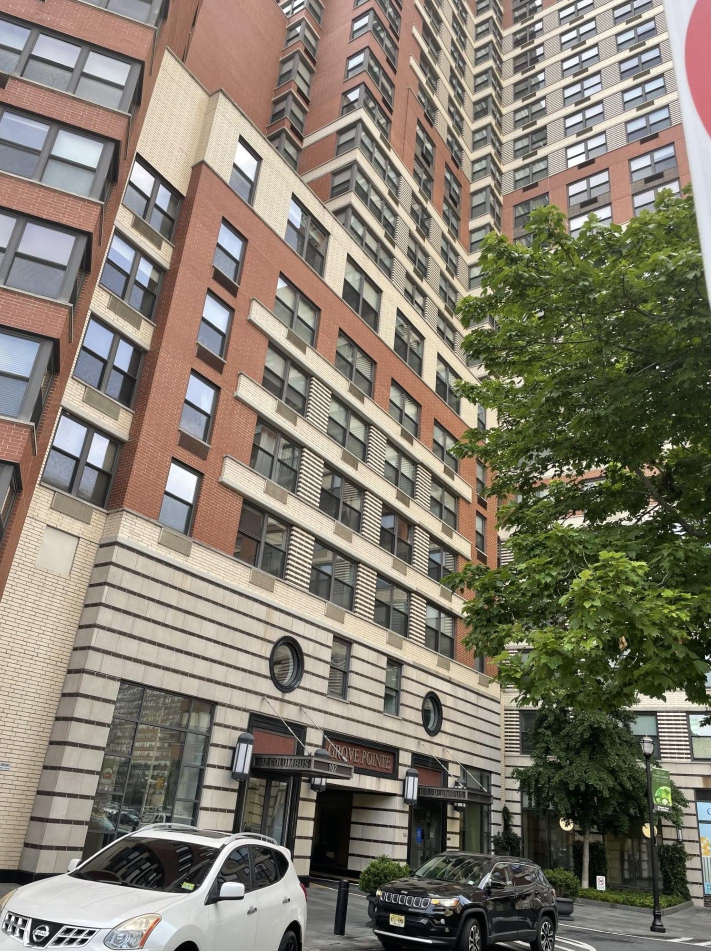 102 Christopher Columbus Dr #407, Jersey City, NJ 07302