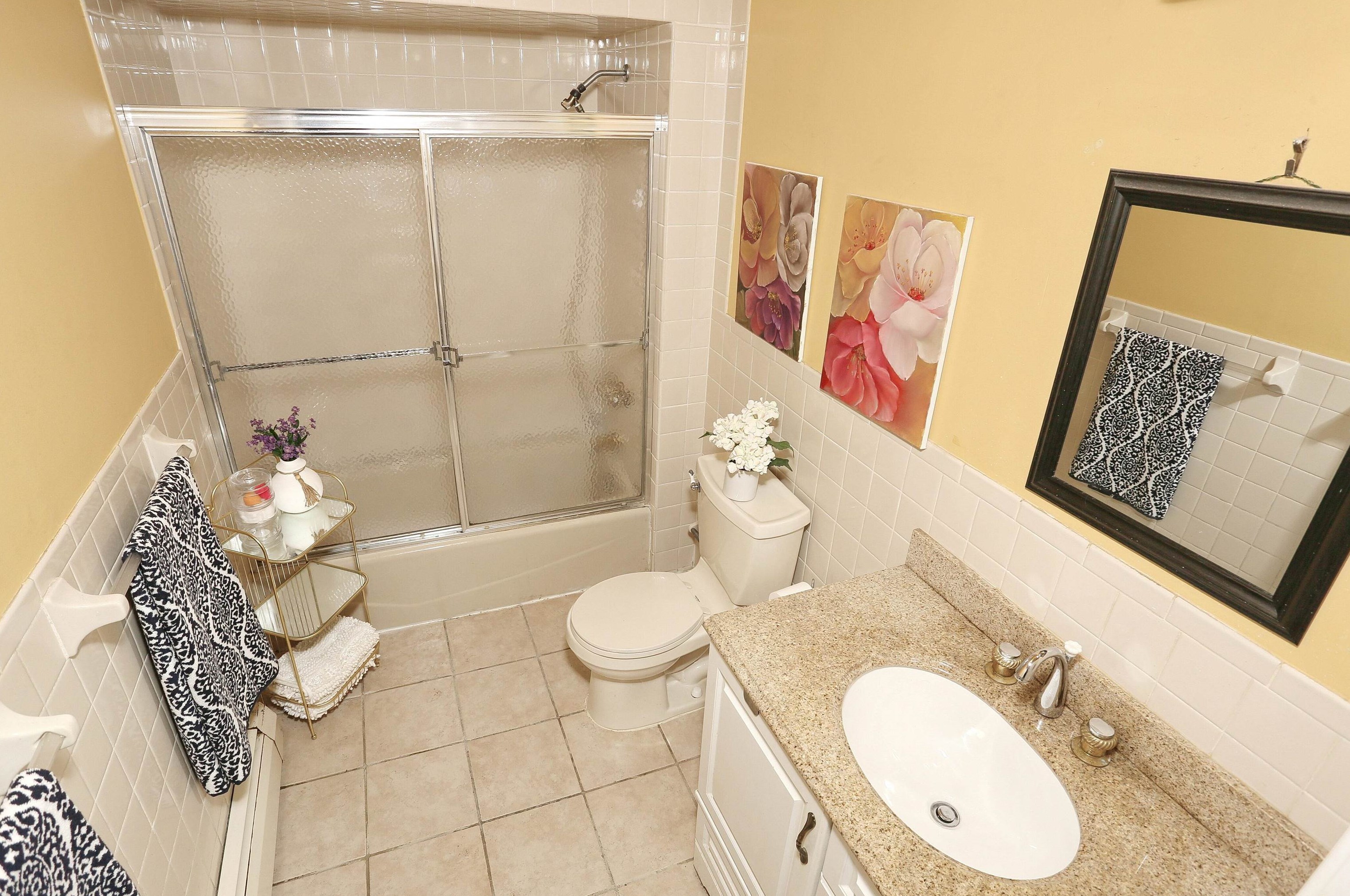 549 55th St, West New York NJ  07093-4627 exterior