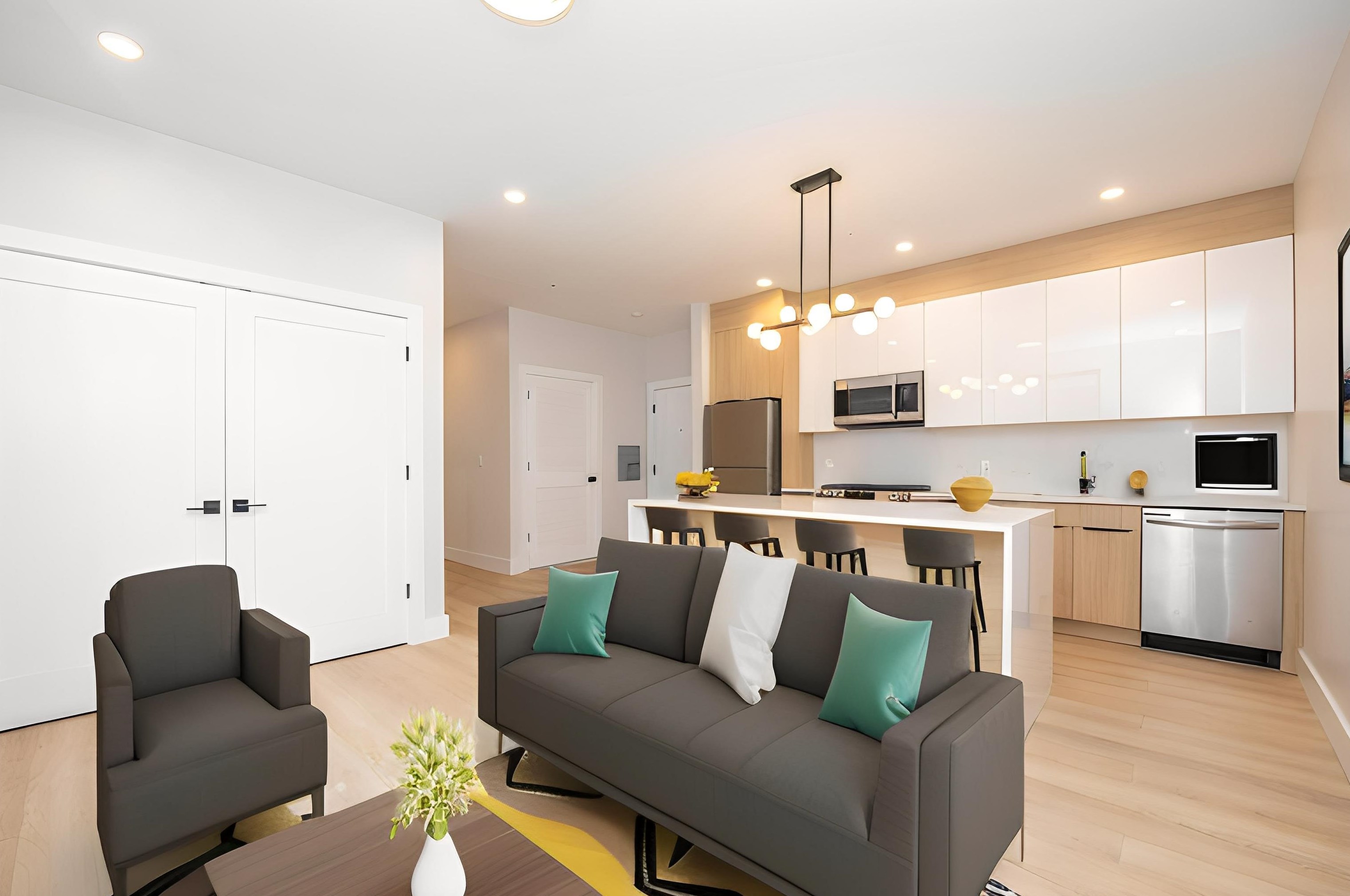 6710 Park Ave #202, West New York, NJ 07093