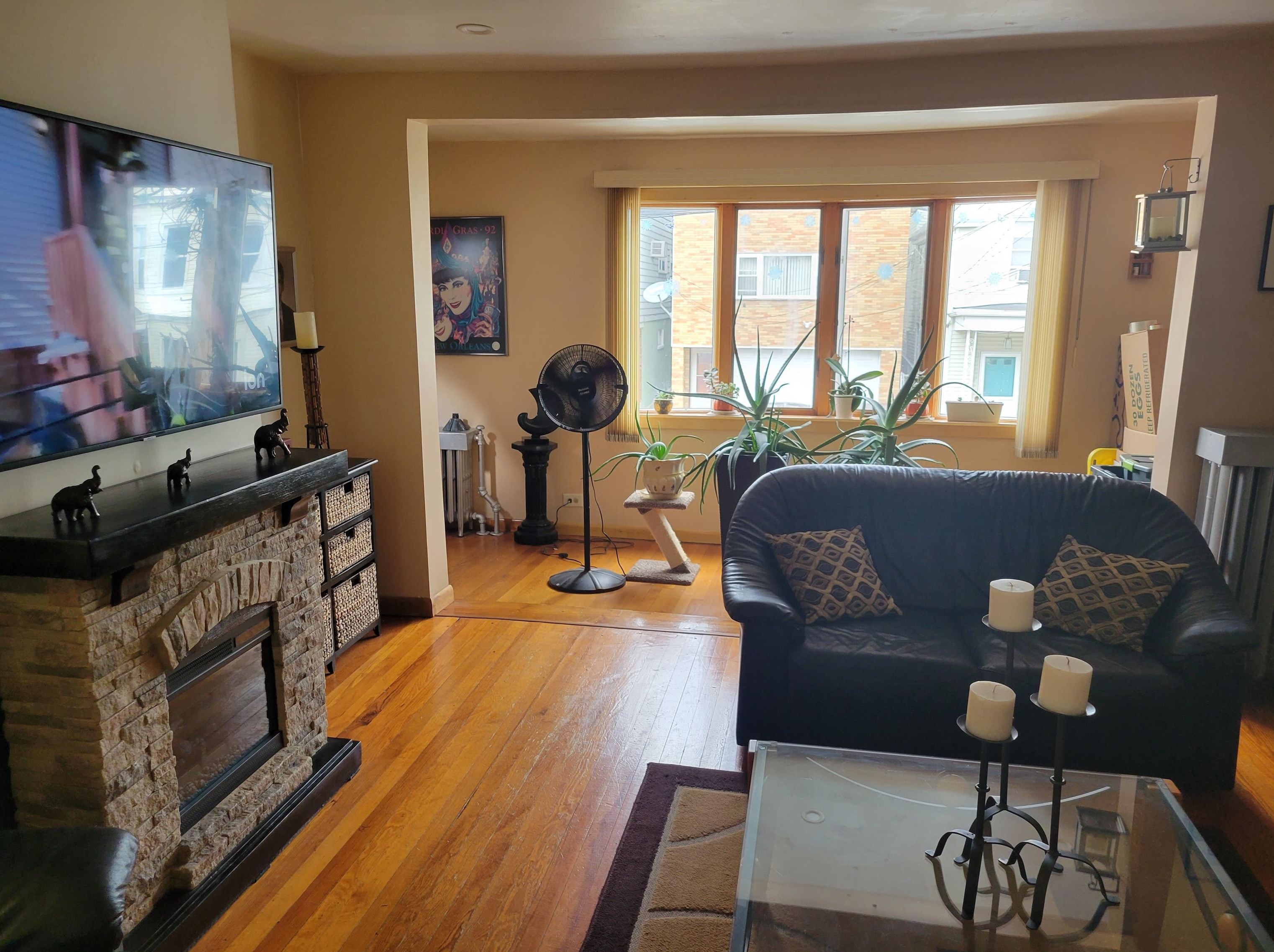 323 71st St, West New York, NJ 07093-2419